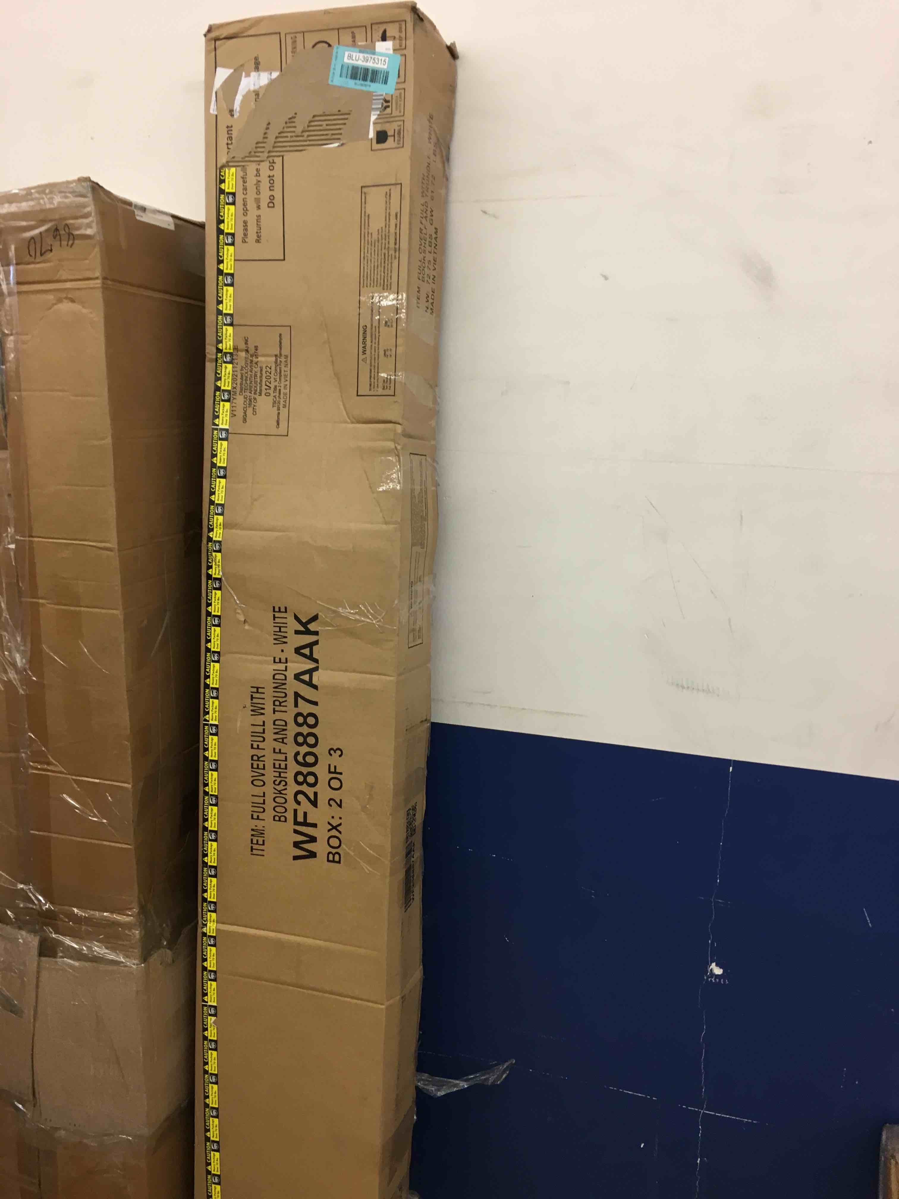 https://s3.amazonaws.com/lotting-images-prod/phillipi/BLU3975315_1678821727255.jpeg