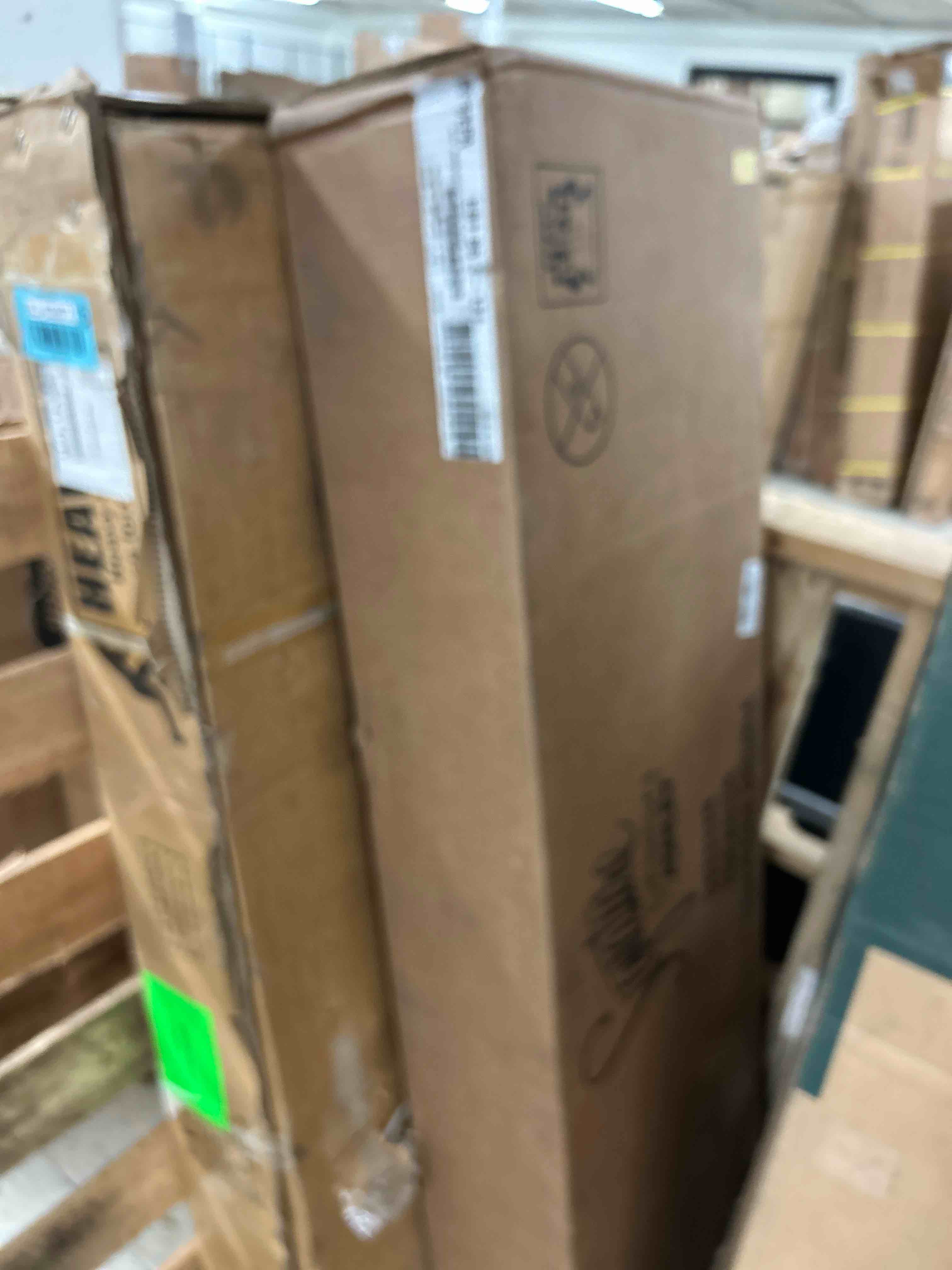 https://s3.amazonaws.com/lotting-images-prod/phillipi/BLU4029573_1683822841410.jpeg