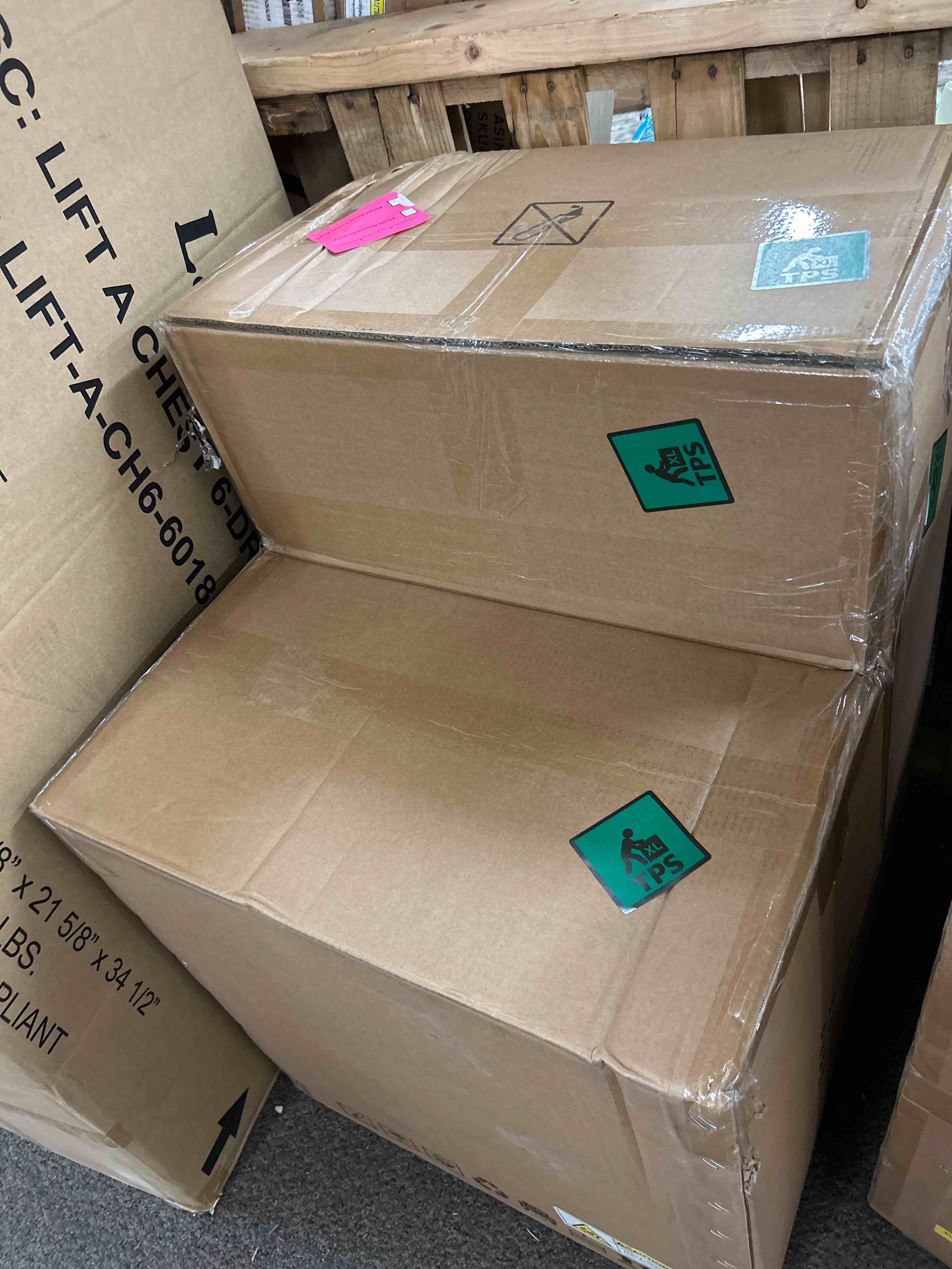 https://s3.amazonaws.com/lotting-images-prod/phillipi/BLU4029578_1683823234903.jpeg