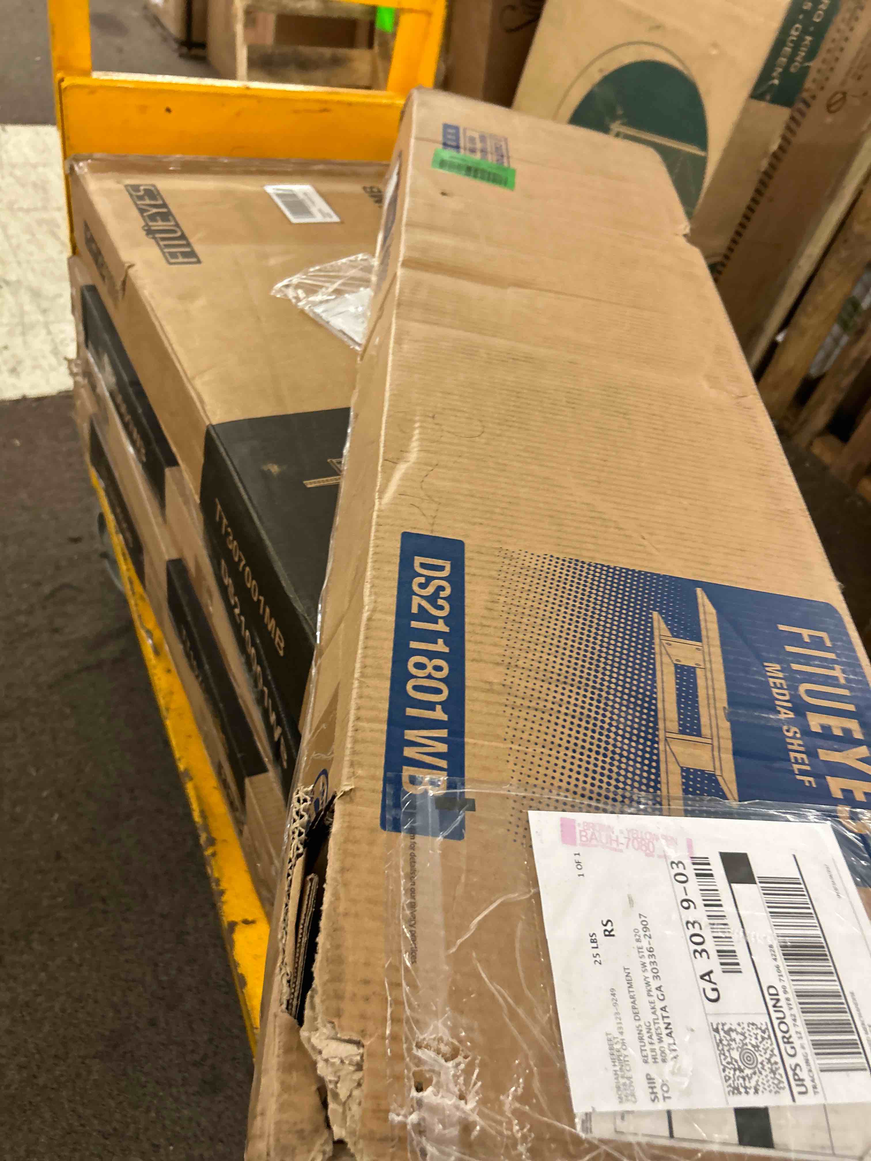 https://s3.amazonaws.com/lotting-images-prod/phillipi/BLU4029587_1683826328900.jpeg