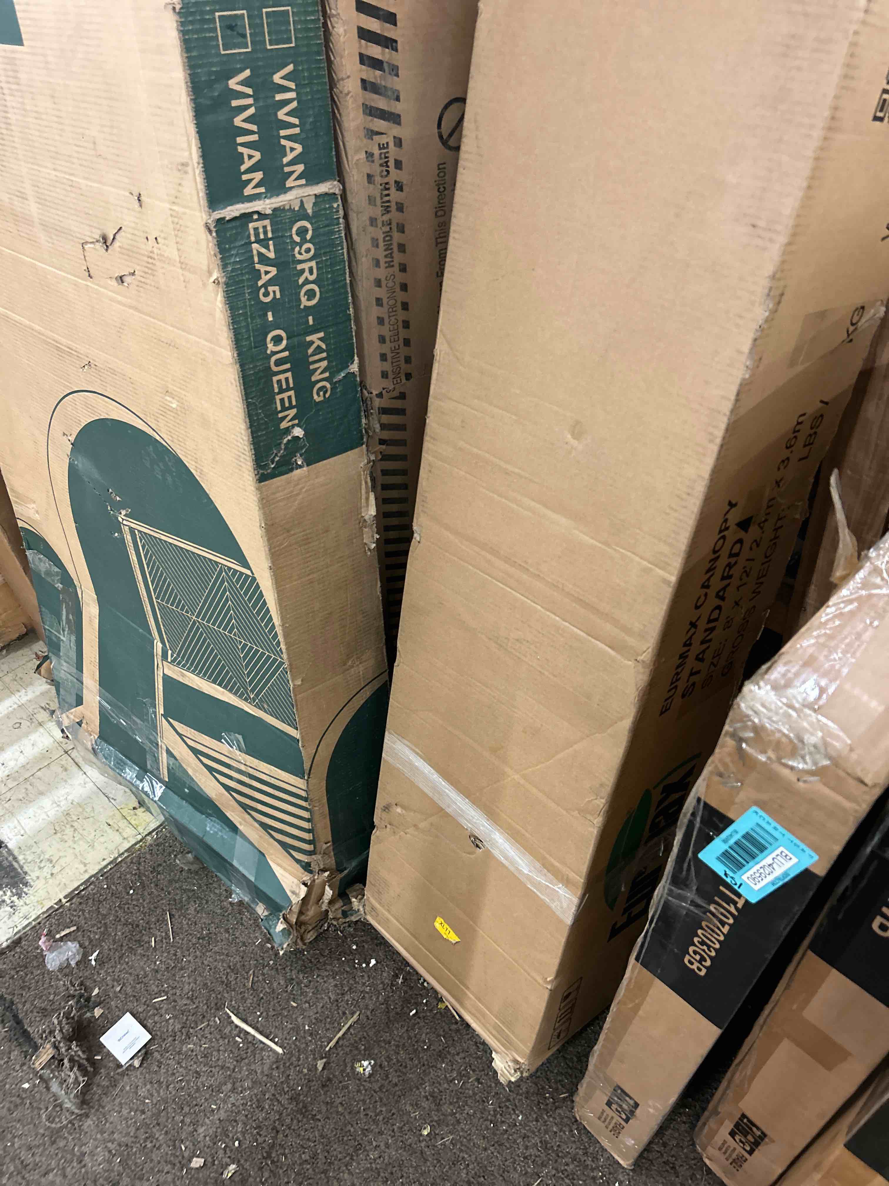 https://s3.amazonaws.com/lotting-images-prod/phillipi/BLU4029591_1683826778221.jpeg