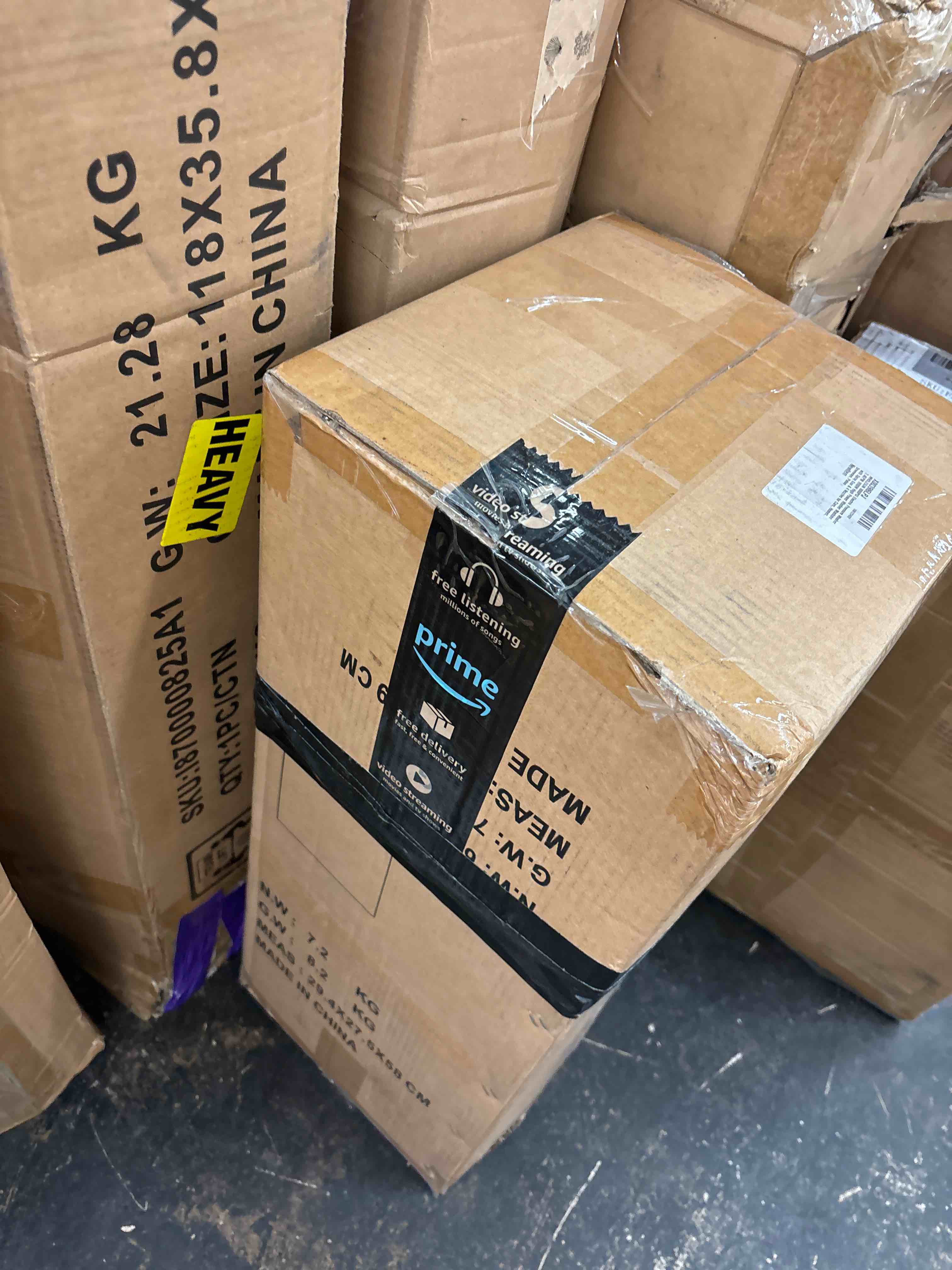 https://s3.amazonaws.com/lotting-images-prod/phillipi/BLU4389345_1728494748743.jpeg