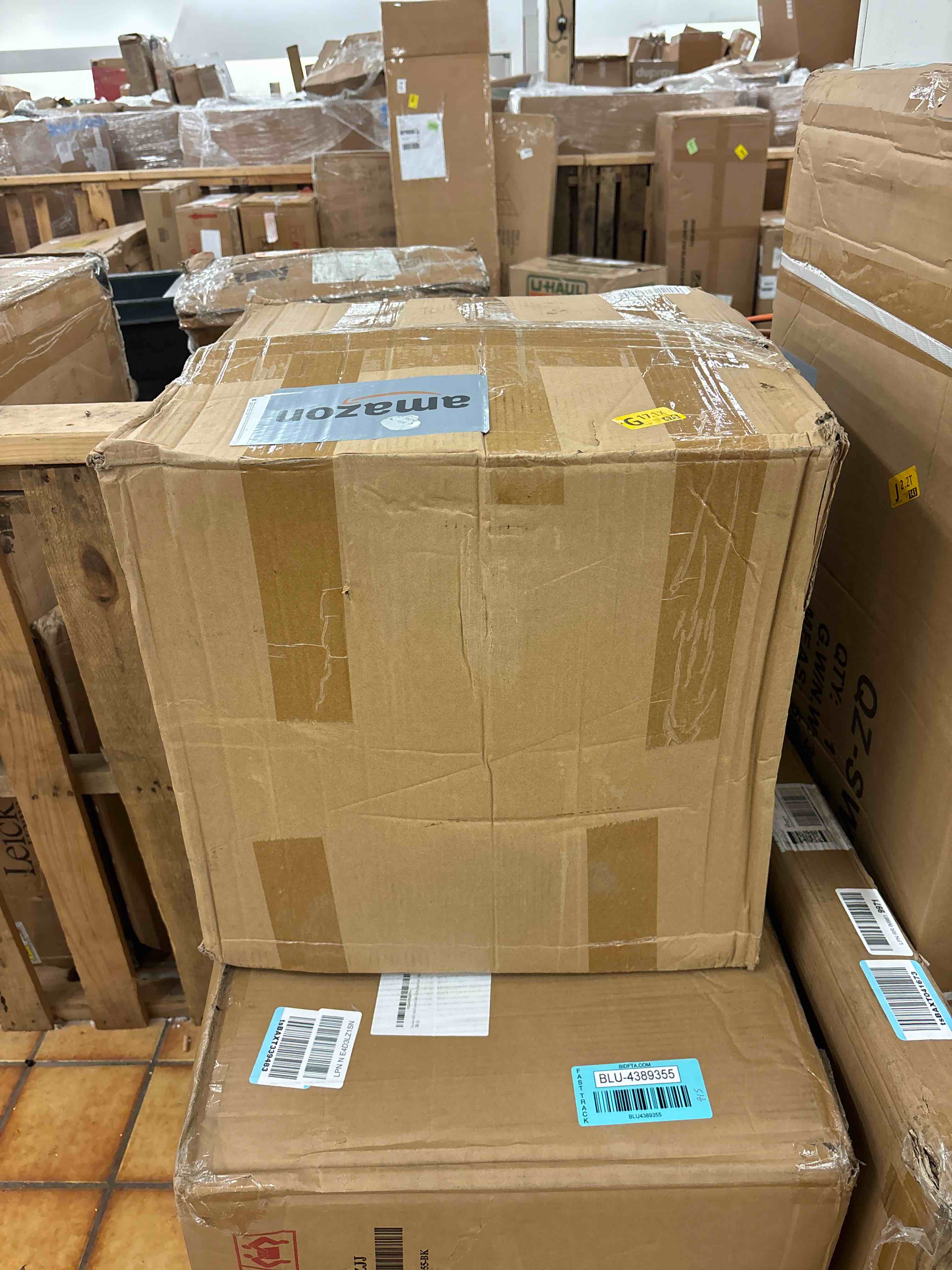 https://s3.amazonaws.com/lotting-images-prod/phillipi/BLU4389356_1728496385752.jpeg
