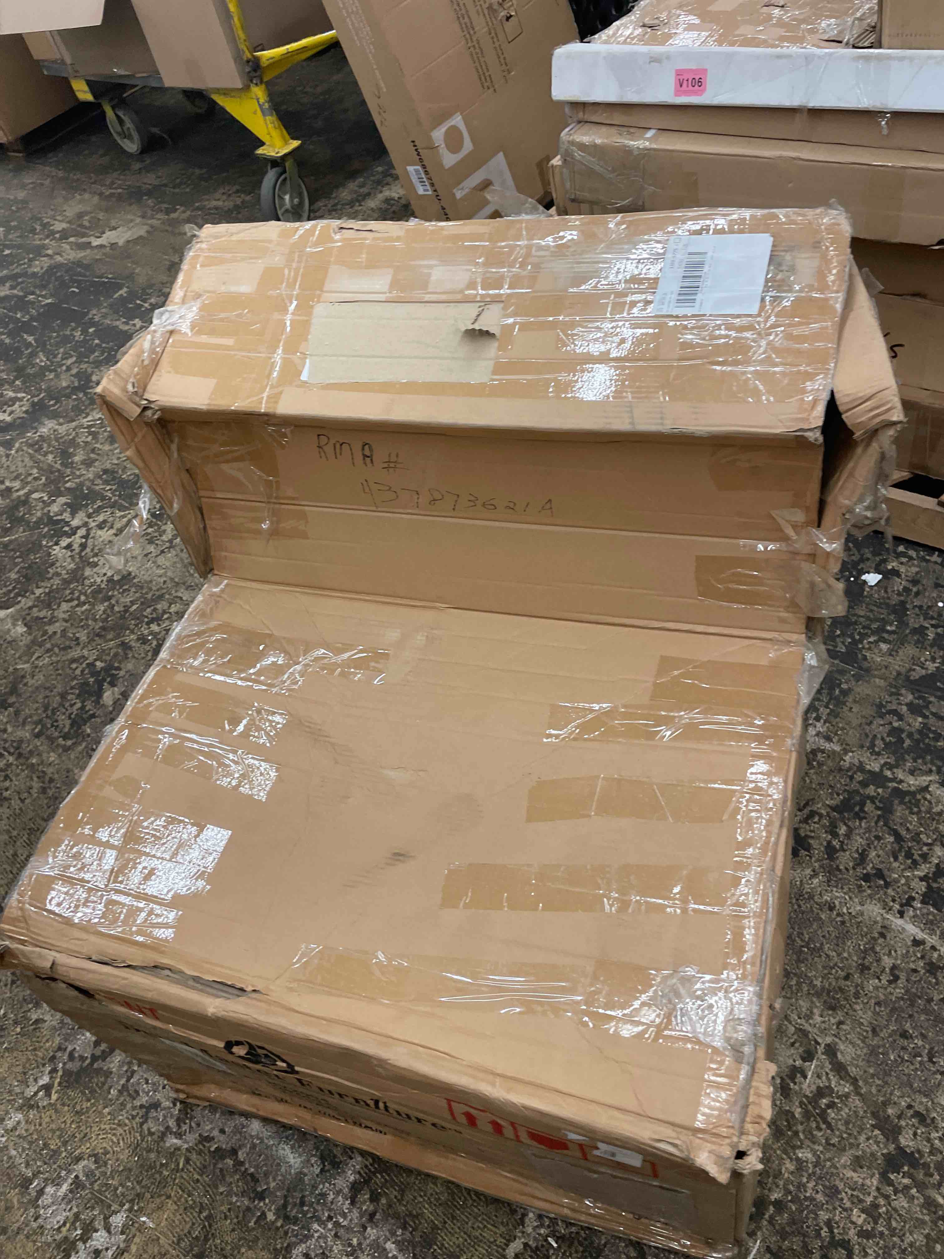 Best Master Furniture Harriet Linen Upholstered Checkered Print Living