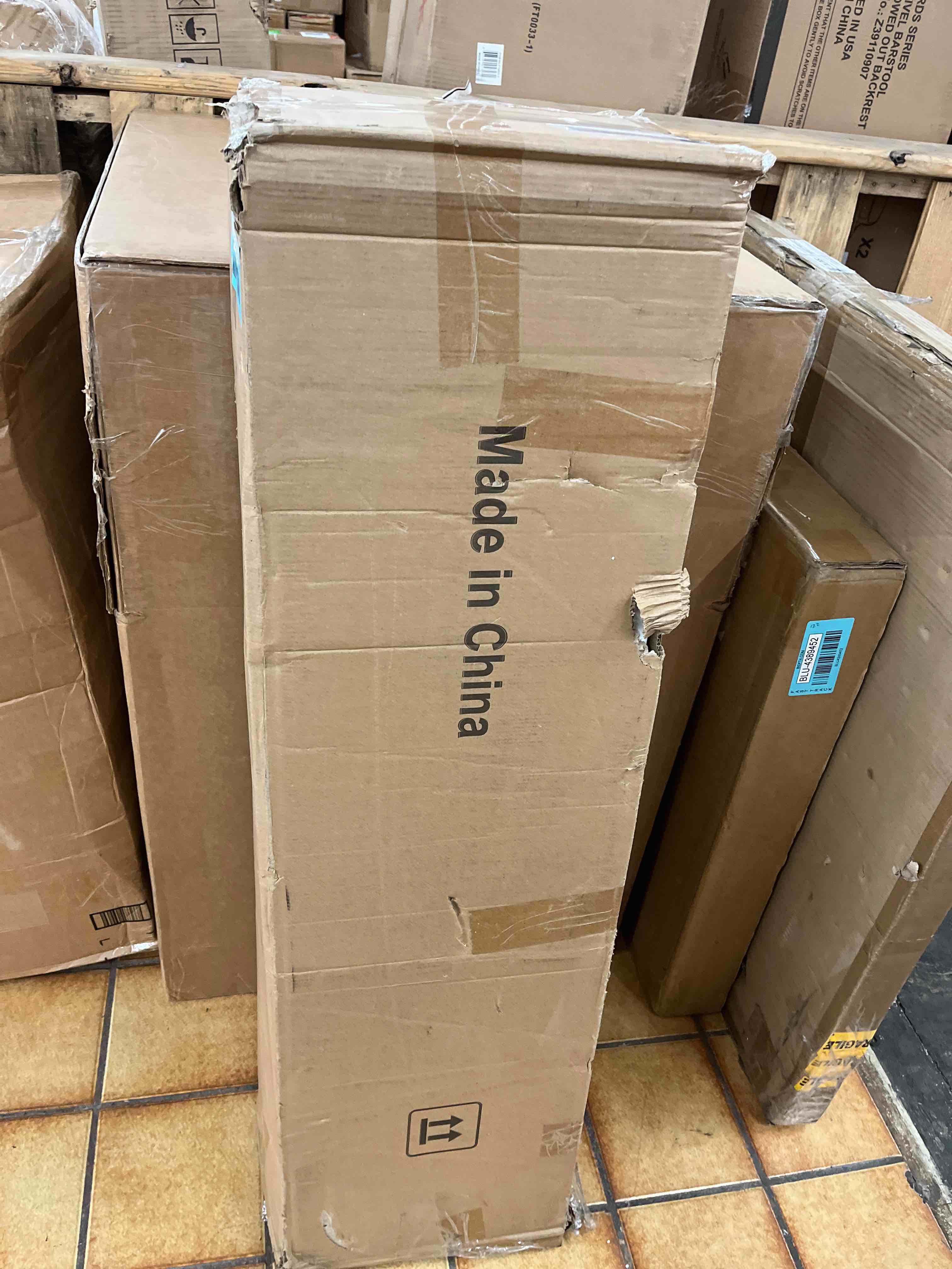 https://s3.amazonaws.com/lotting-images-prod/phillipi/BLU4389454_1731080098092.jpeg