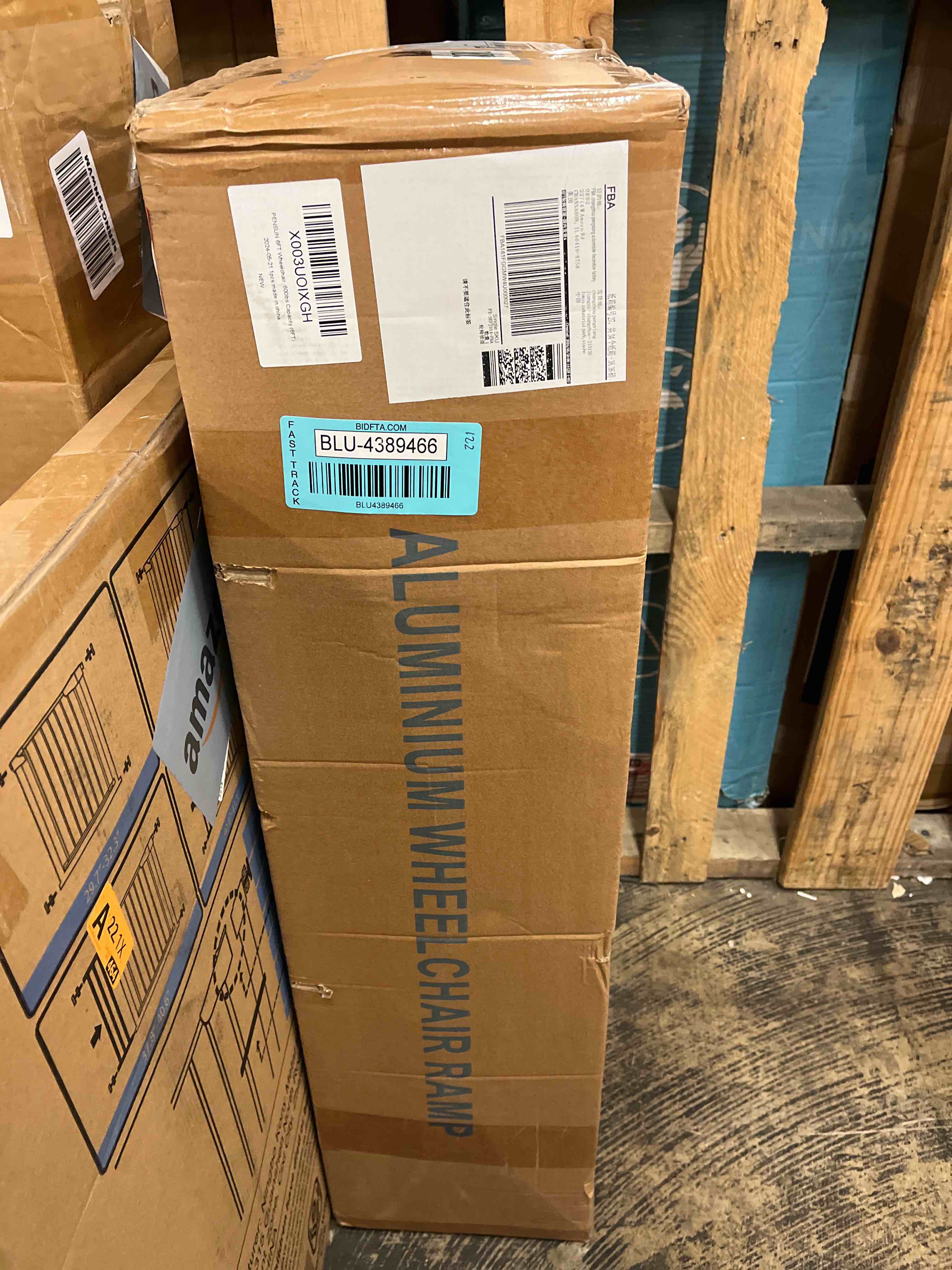 https://s3.amazonaws.com/lotting-images-prod/phillipi/BLU4389466_1731081251384.jpeg