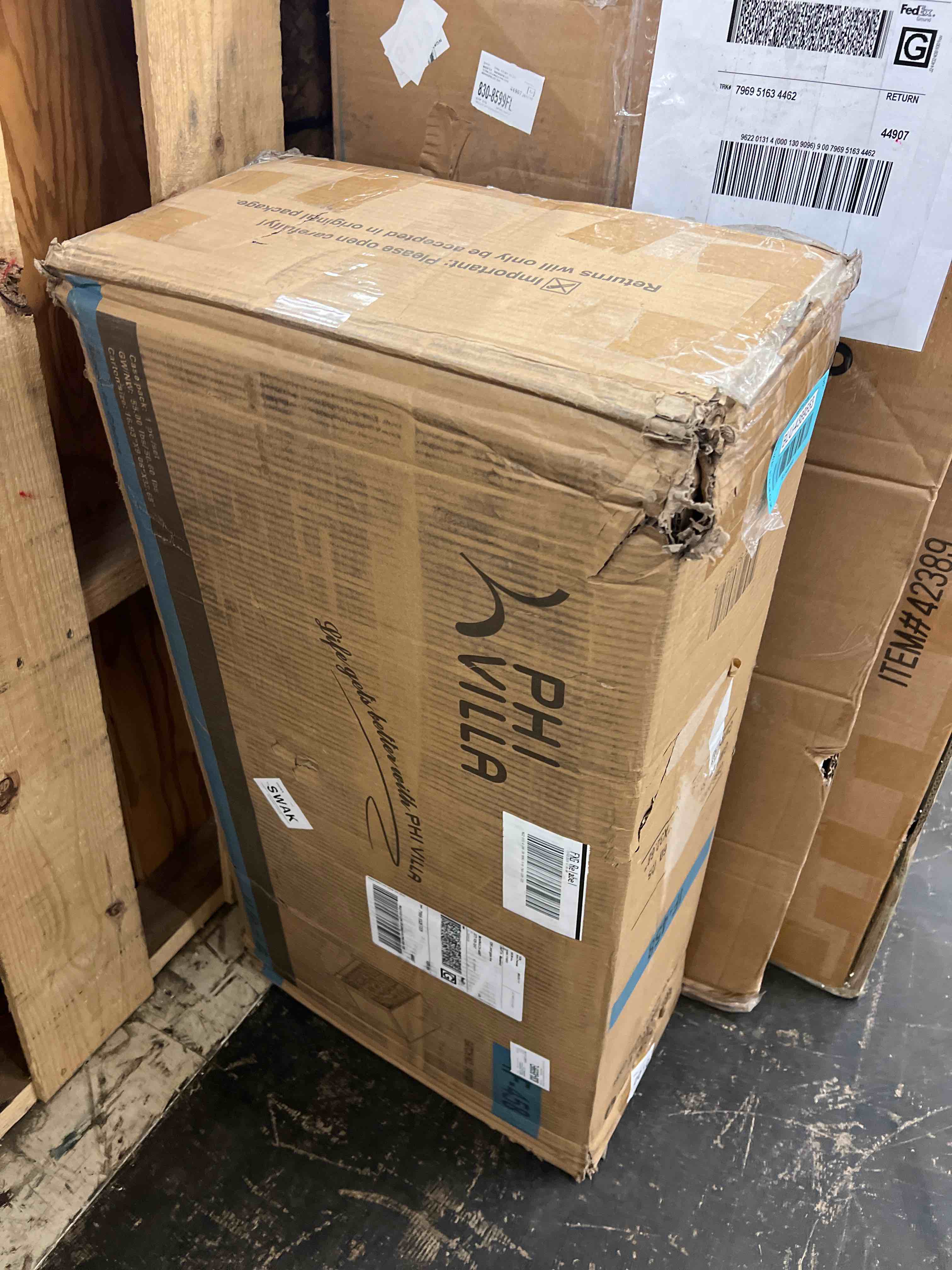 https://s3.amazonaws.com/lotting-images-prod/phillipi/BLU4389553_1731532501057.jpeg