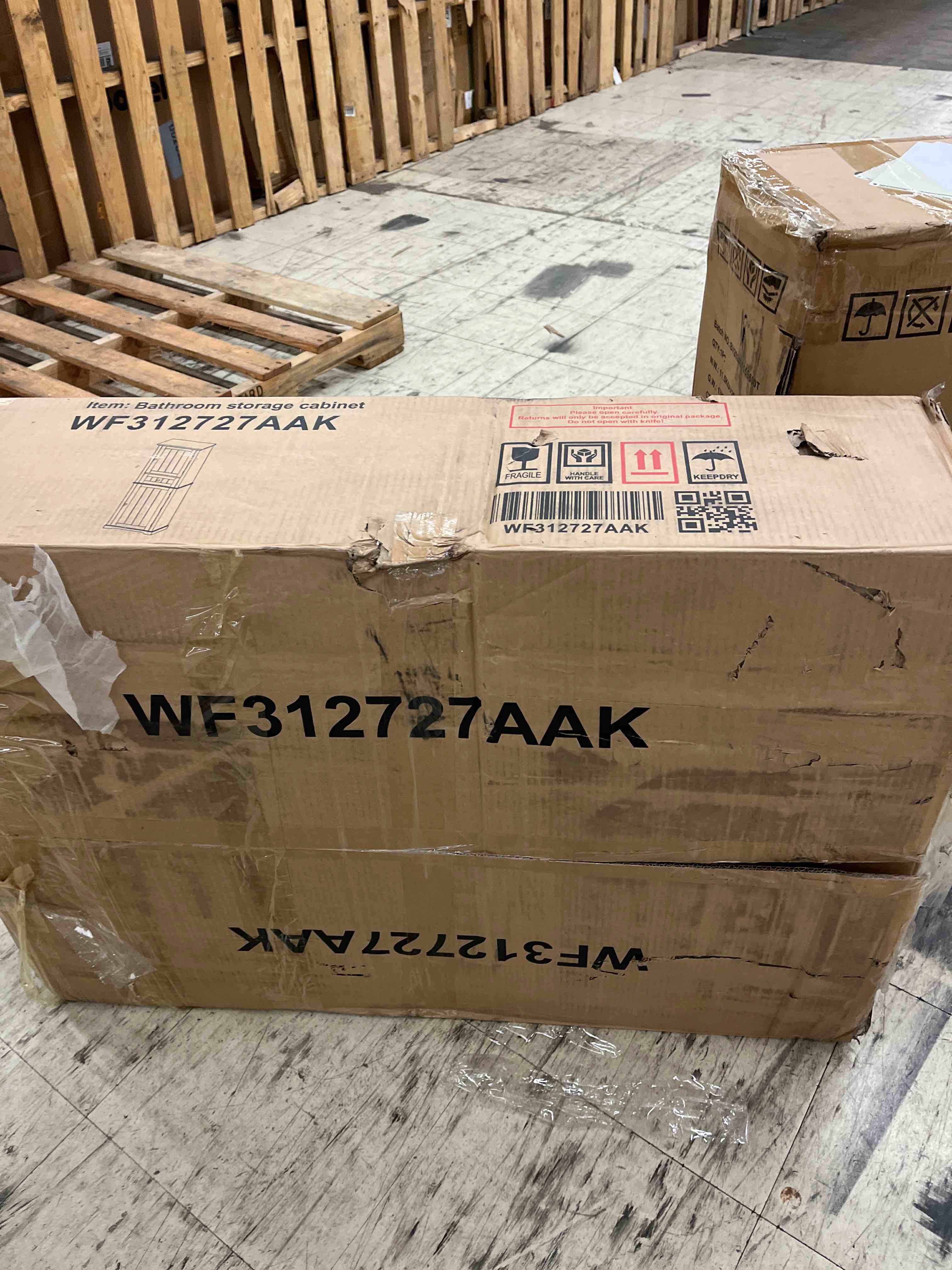 https://s3.amazonaws.com/lotting-images-prod/phillipi/BLU4389573_1736264060786.jpeg