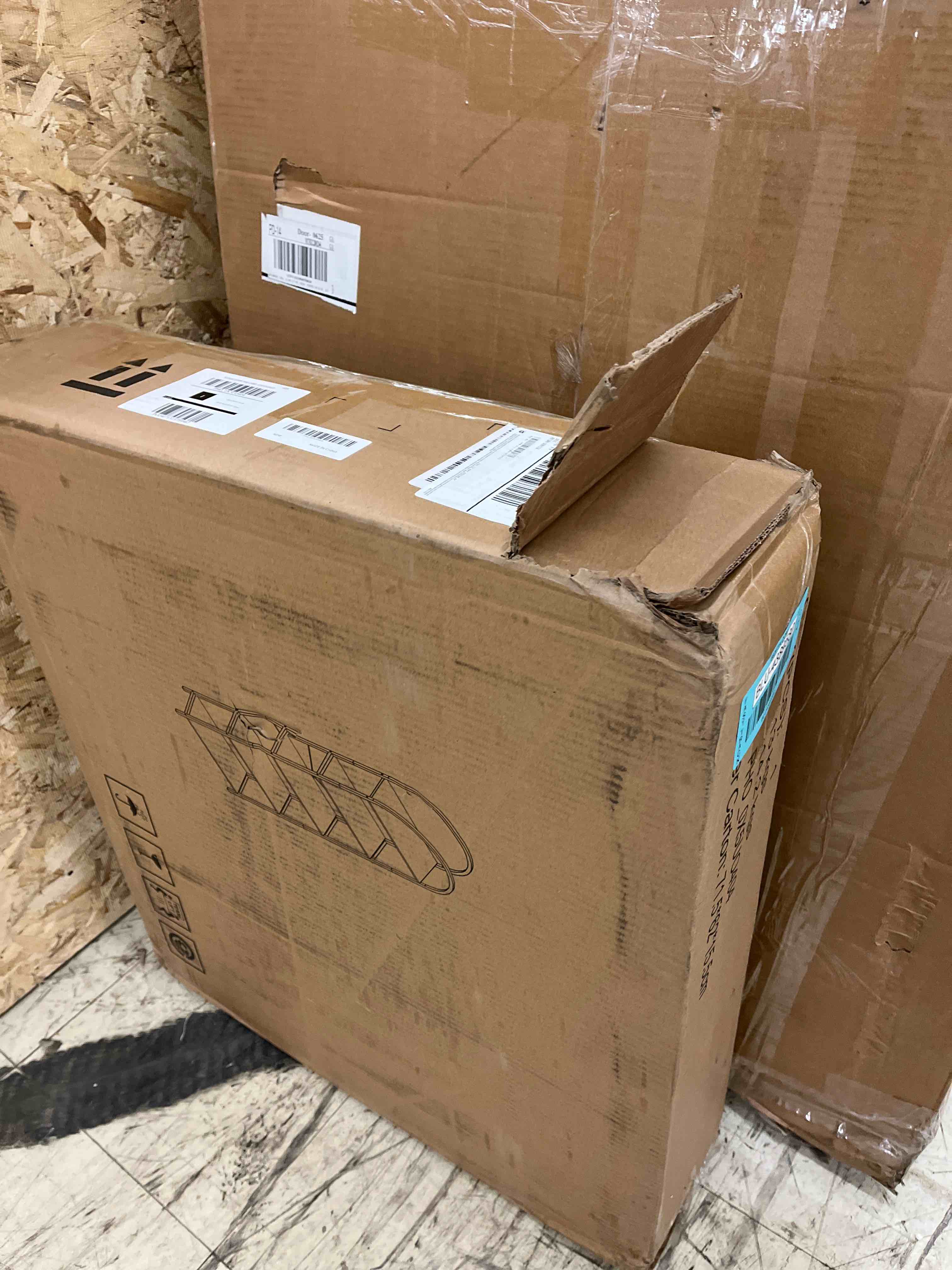 https://s3.amazonaws.com/lotting-images-prod/phillipi/BLU4389580_1736264591088.jpeg