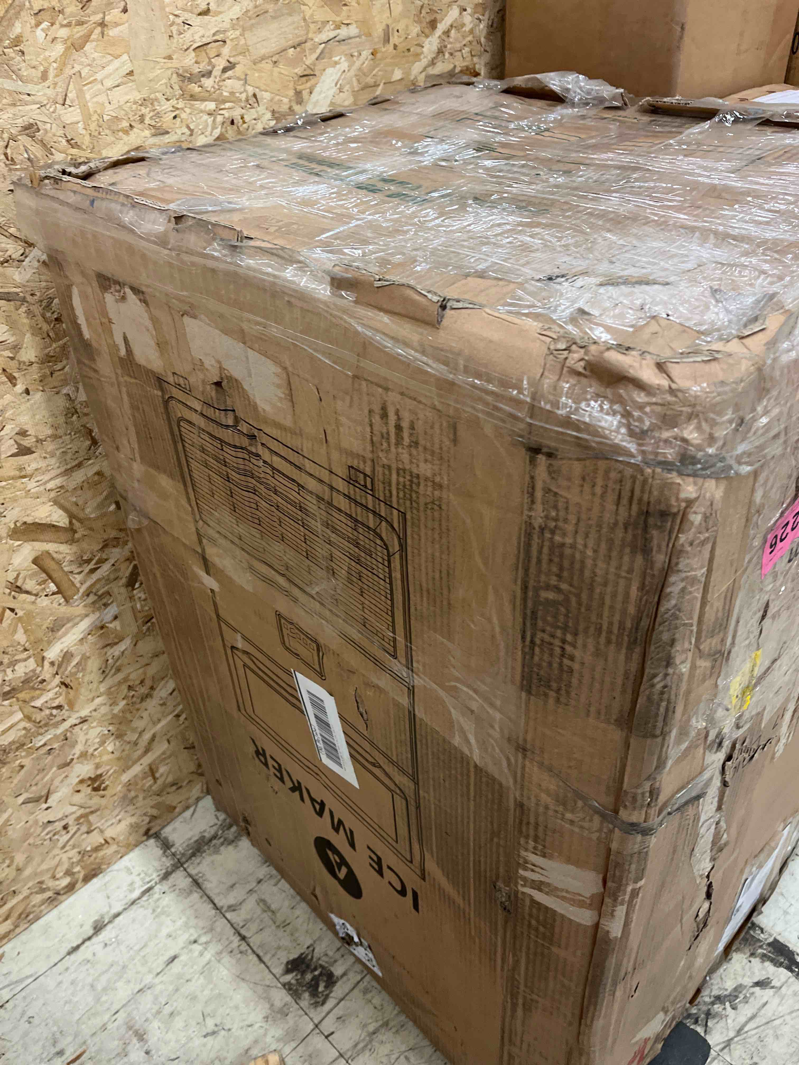 https://s3.amazonaws.com/lotting-images-prod/phillipi/BLU4389608_1736267088311.jpeg