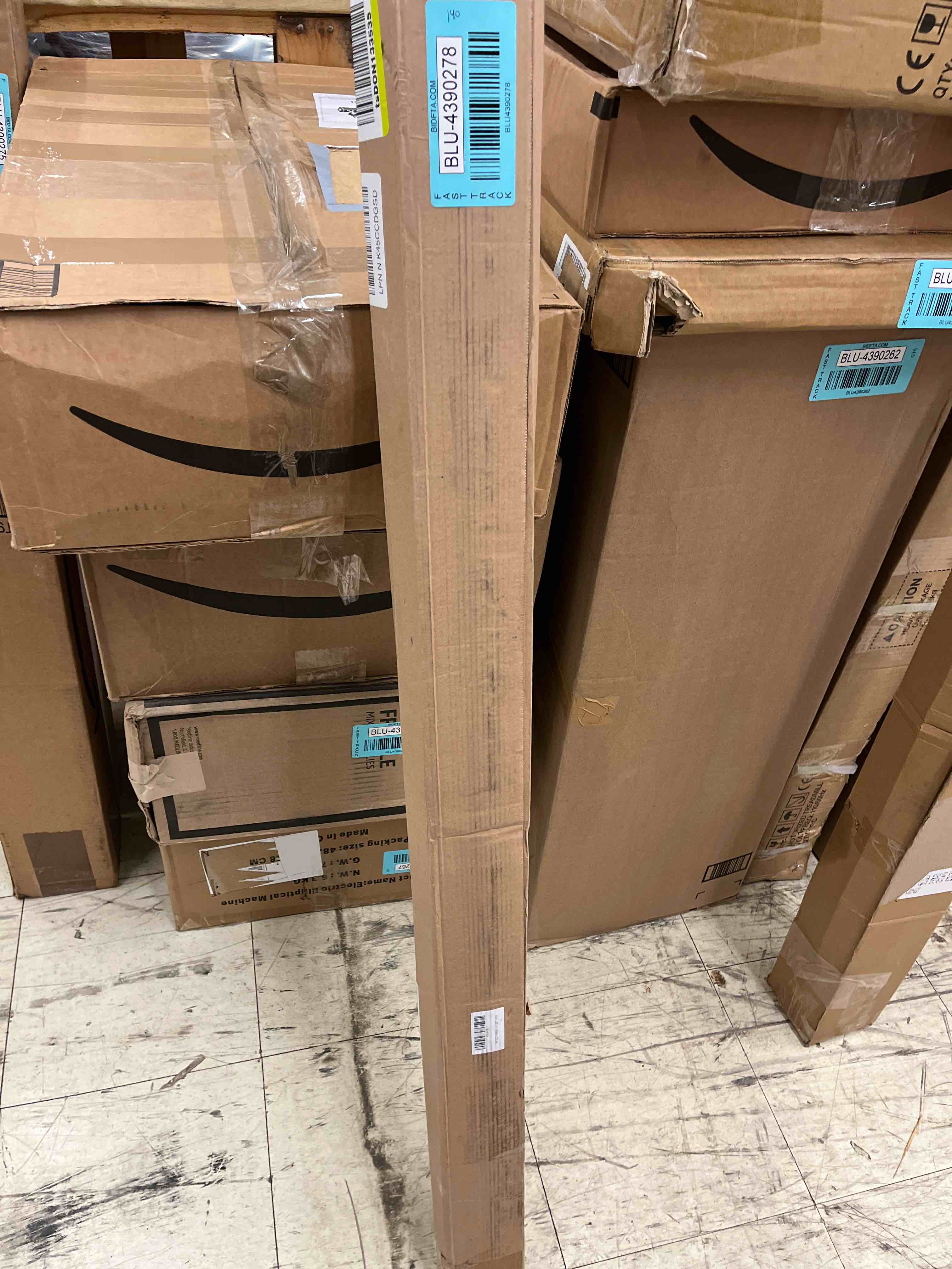 https://s3.amazonaws.com/lotting-images-prod/phillipi/BLU4390278_1737650254582.jpeg