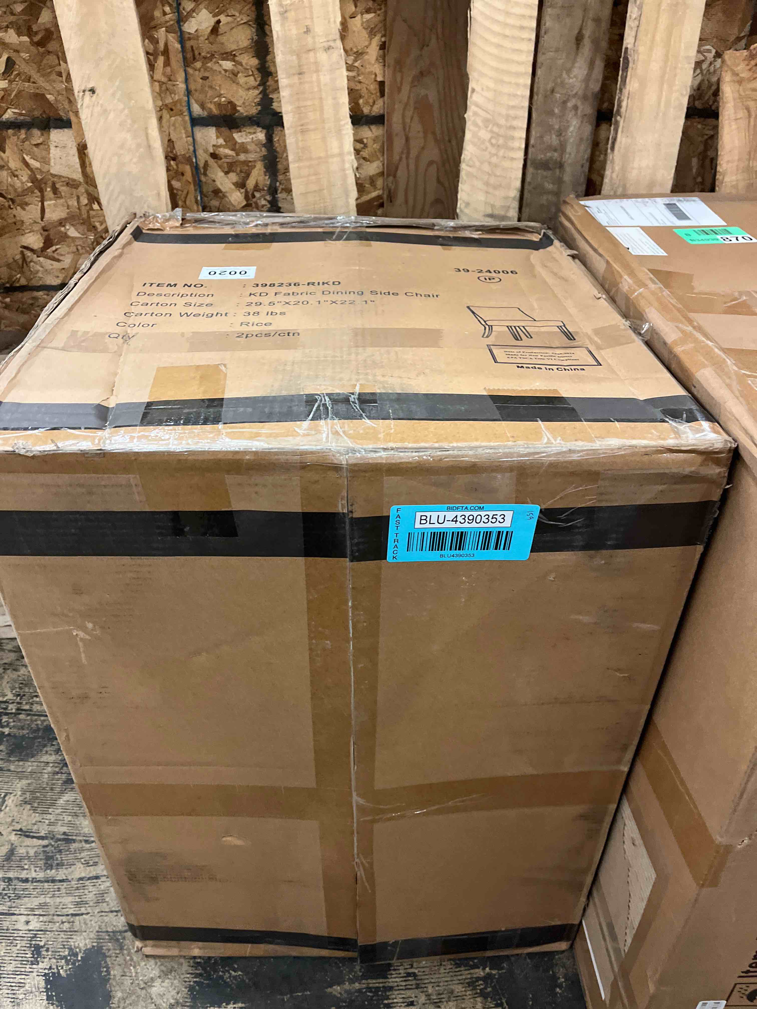 https://s3.amazonaws.com/lotting-images-prod/phillipi/BLU4390353_1738000142867.jpeg