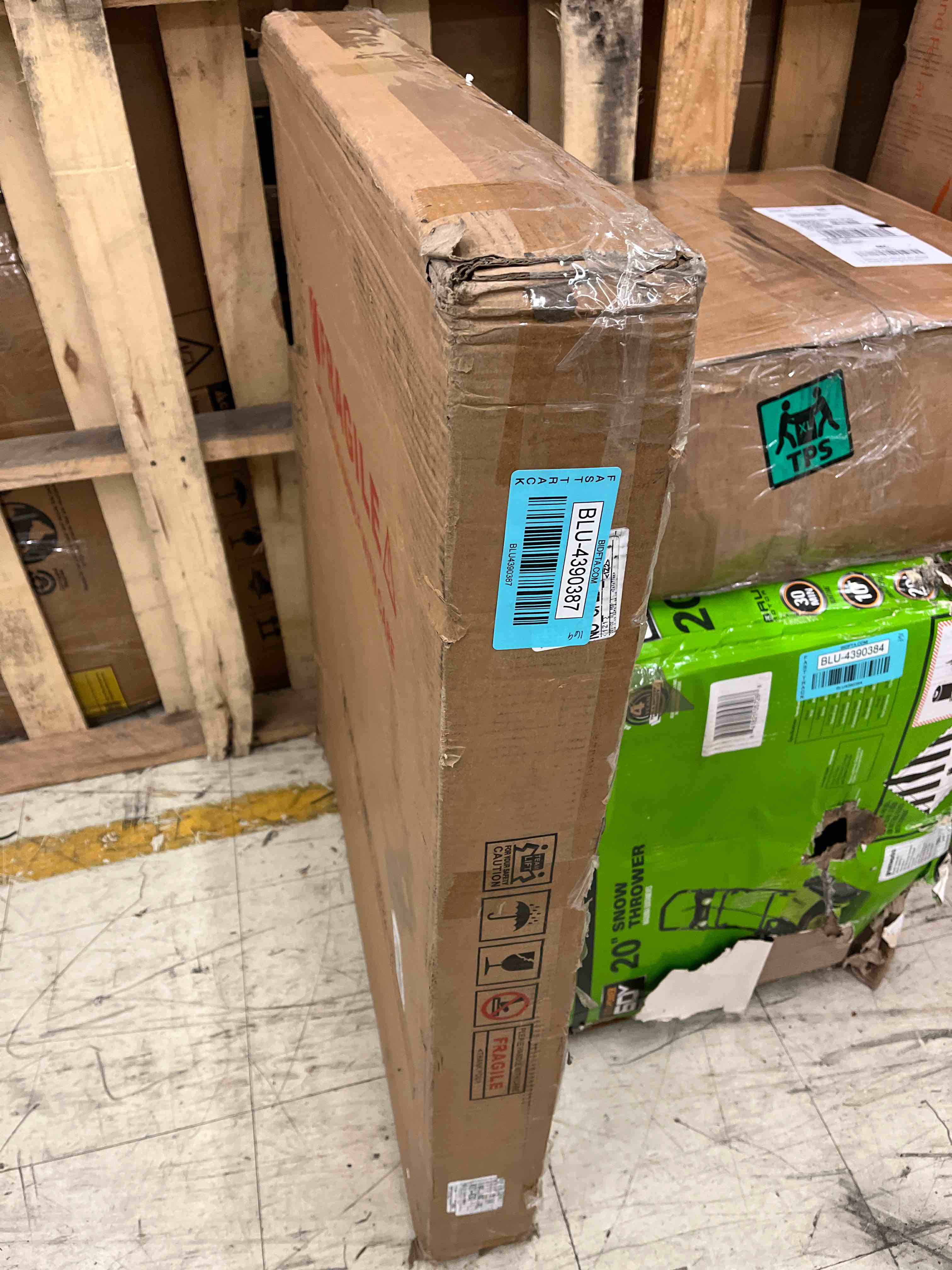 https://s3.amazonaws.com/lotting-images-prod/phillipi/BLU4390387_1738075339288.jpeg