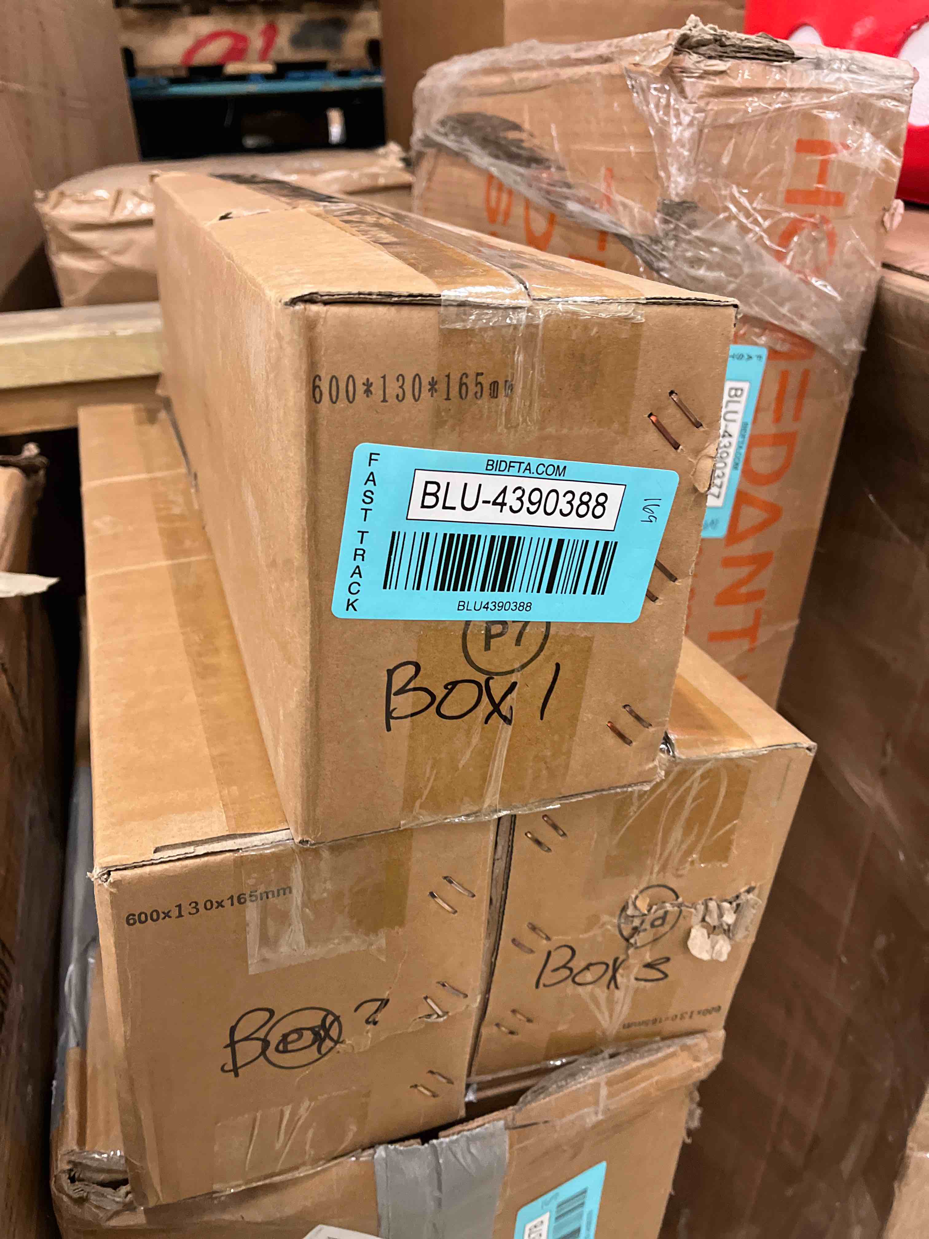 https://s3.amazonaws.com/lotting-images-prod/phillipi/BLU4390388_1738075503257.jpeg