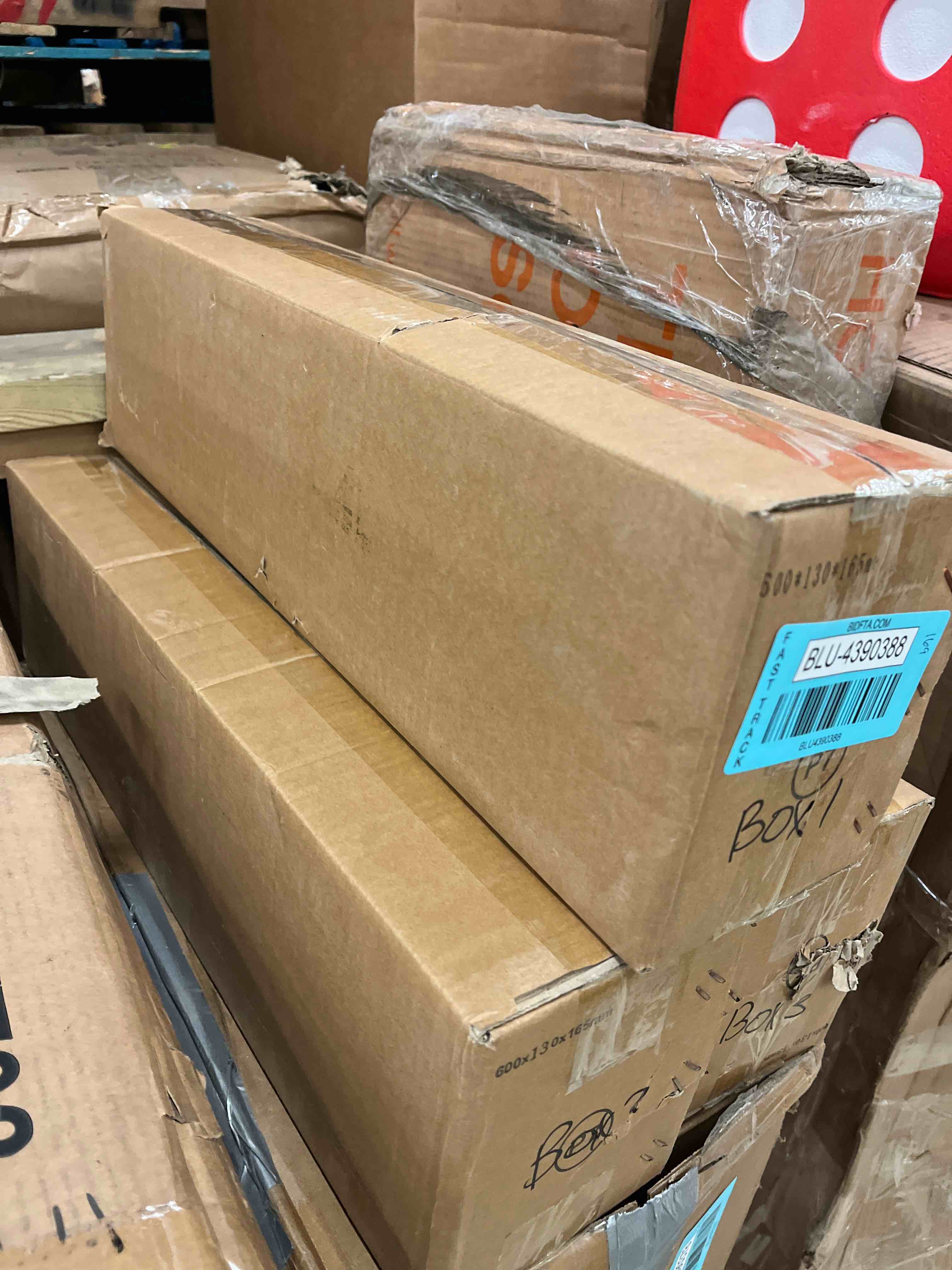https://s3.amazonaws.com/lotting-images-prod/phillipi/BLU4390388_1738075504844.jpeg