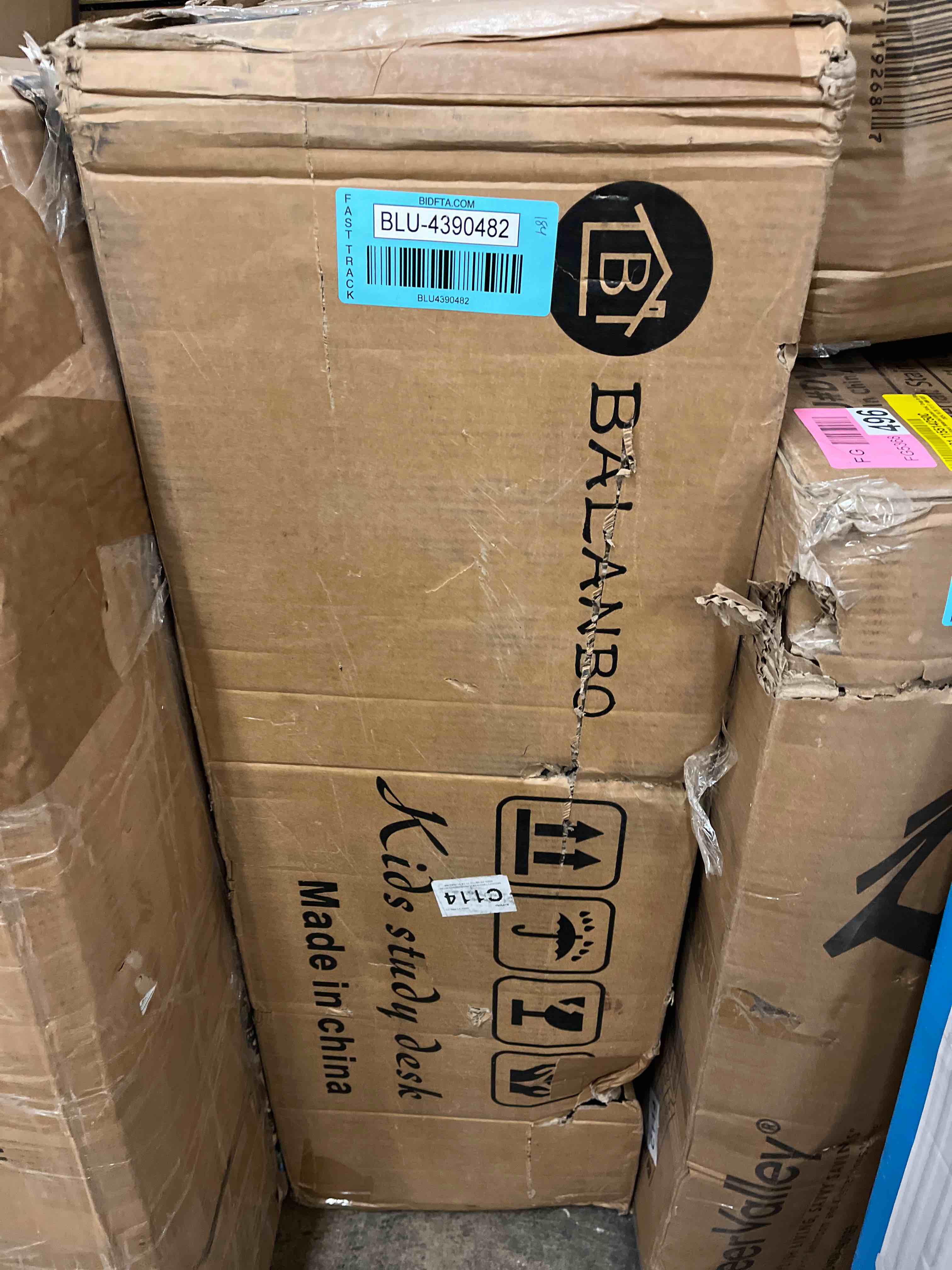 https://s3.amazonaws.com/lotting-images-prod/phillipi/BLU4390482_1738175643586.jpeg