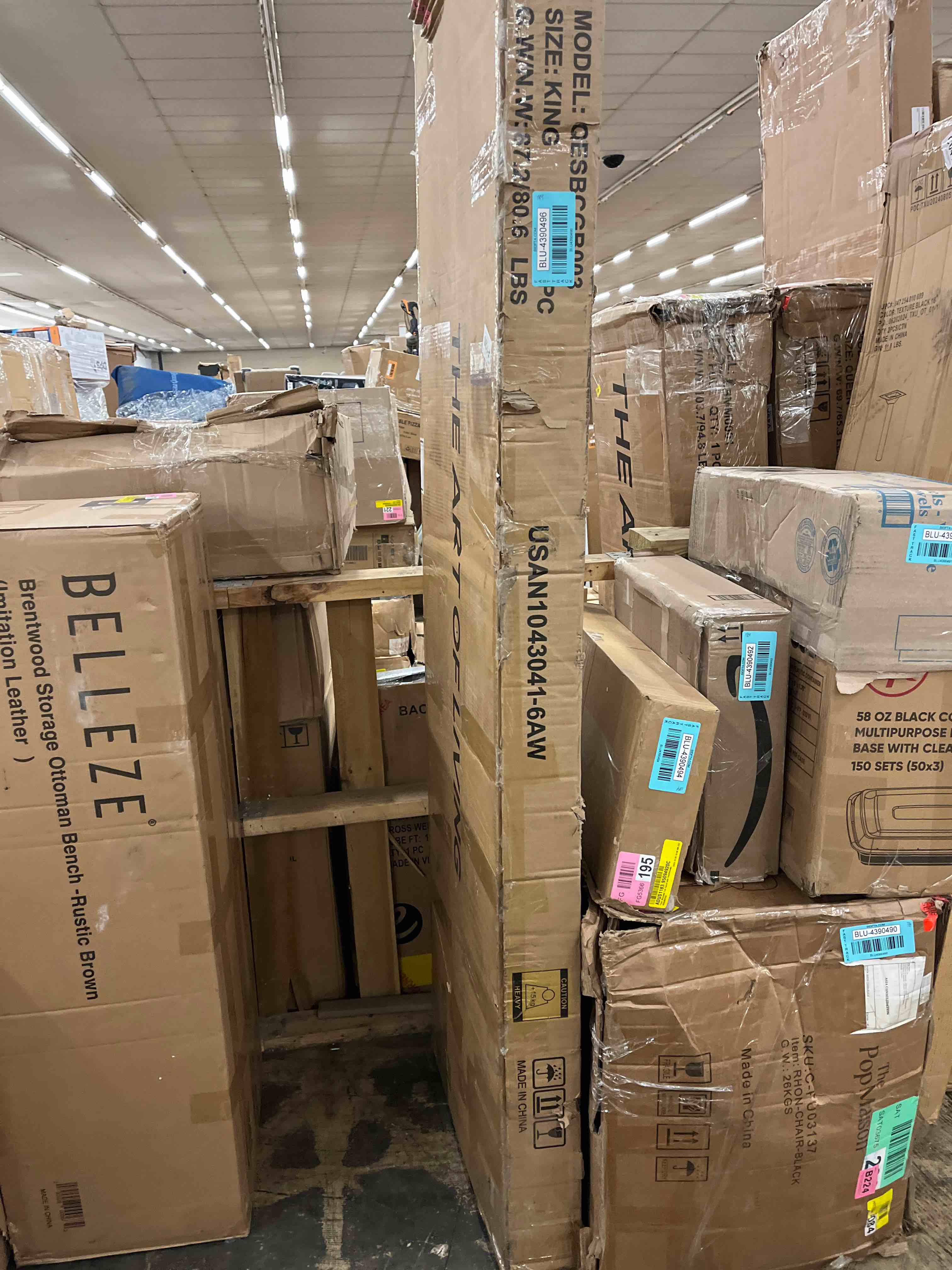 https://s3.amazonaws.com/lotting-images-prod/phillipi/BLU4390496_1738177554531.jpeg