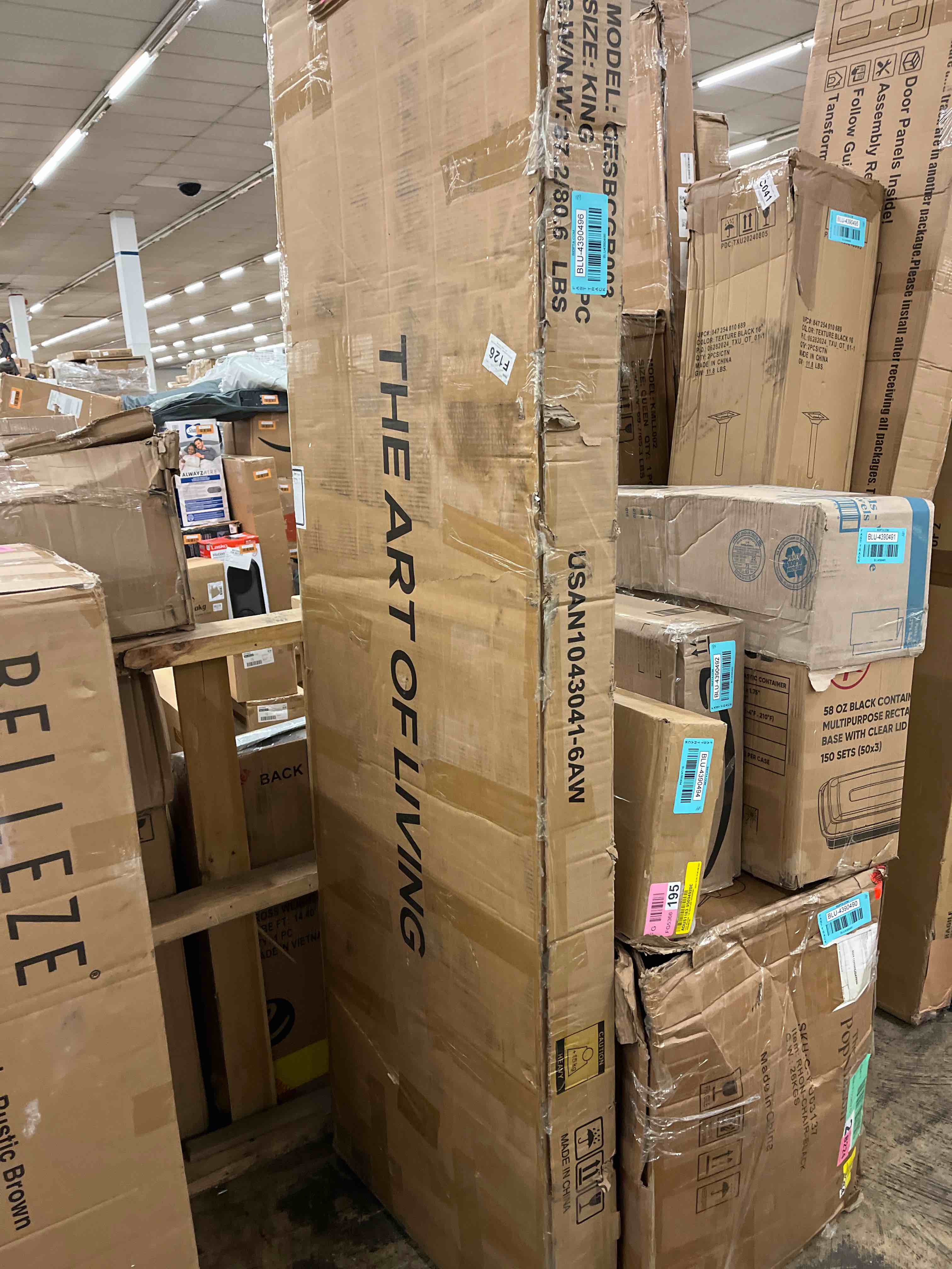 https://s3.amazonaws.com/lotting-images-prod/phillipi/BLU4390496_1738177556972.jpeg