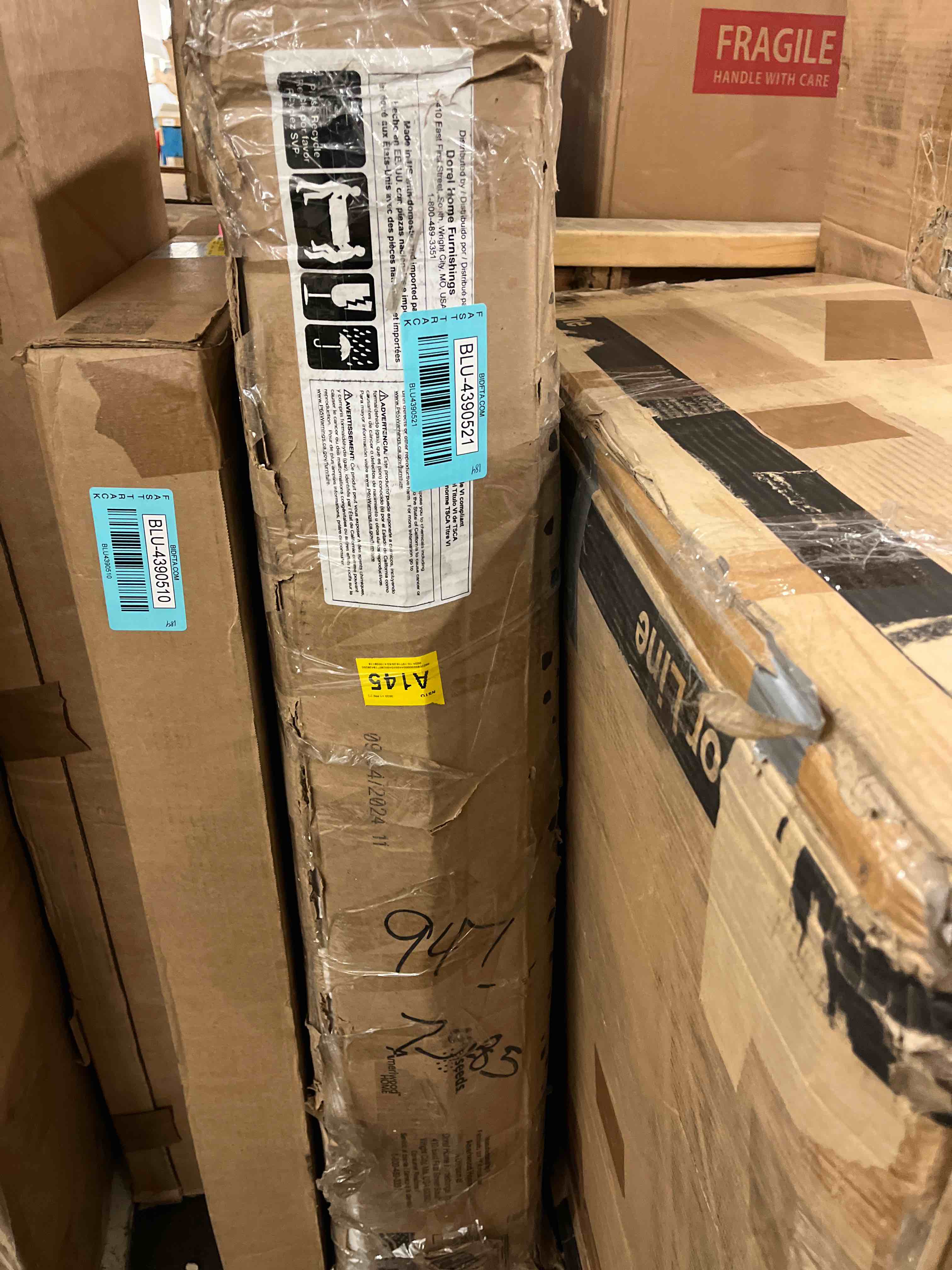 https://s3.amazonaws.com/lotting-images-prod/phillipi/BLU4390521_1738181741477.jpeg