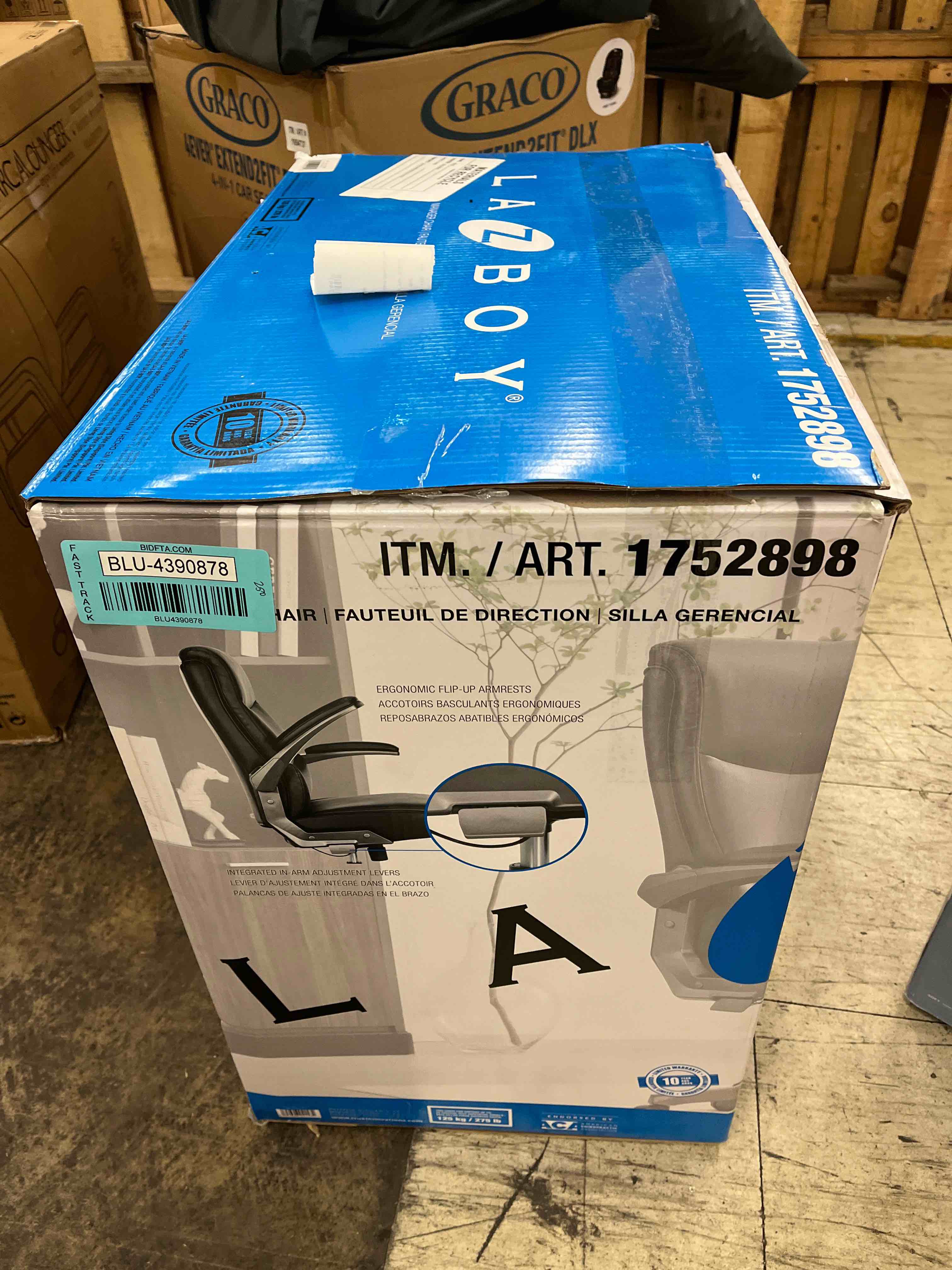 https://s3.amazonaws.com/lotting-images-prod/phillipi/BLU4390878_1739282163431.jpeg