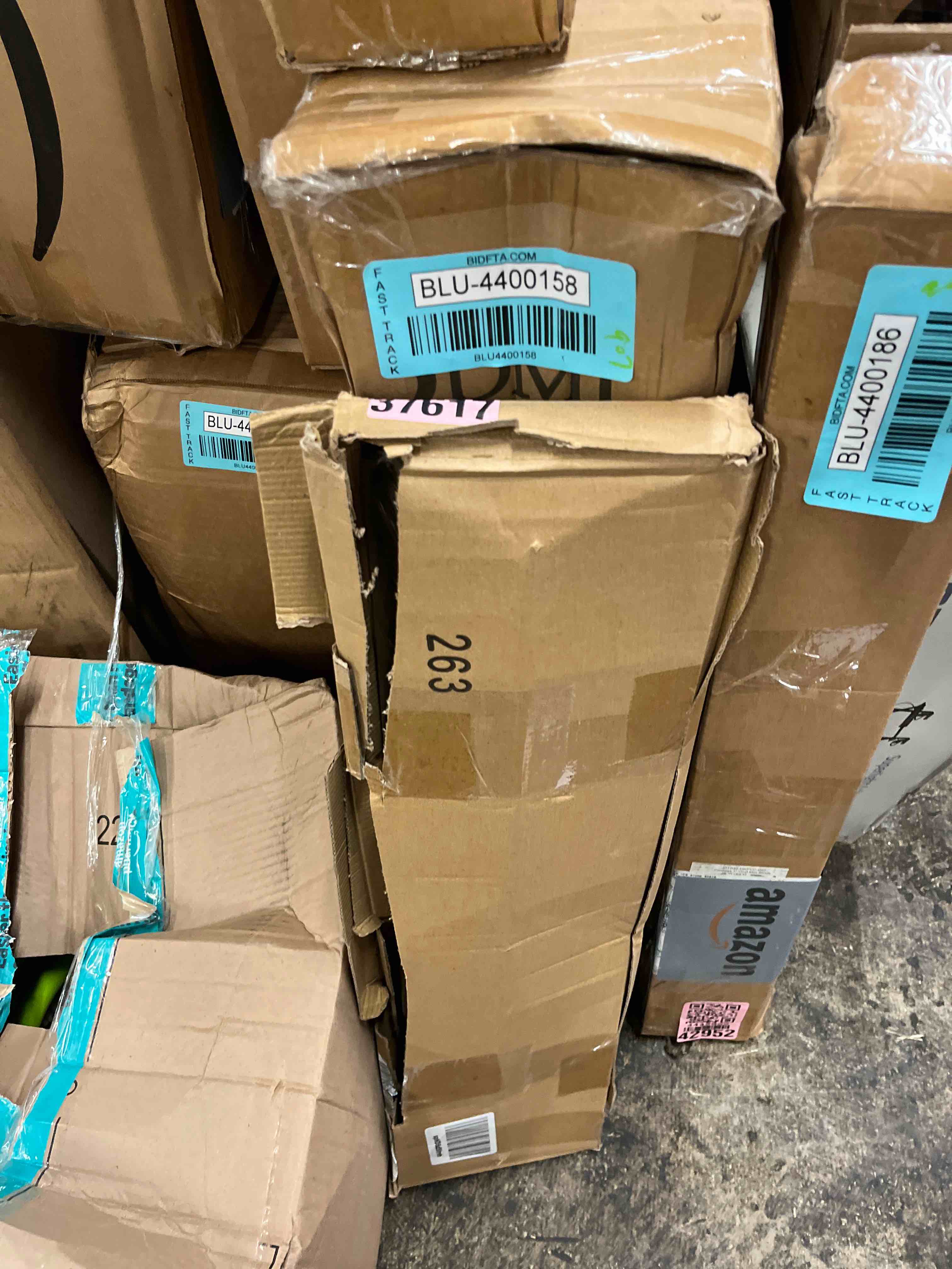 https://s3.amazonaws.com/lotting-images-prod/phillipi/BLU4400182_1750393251933.jpeg