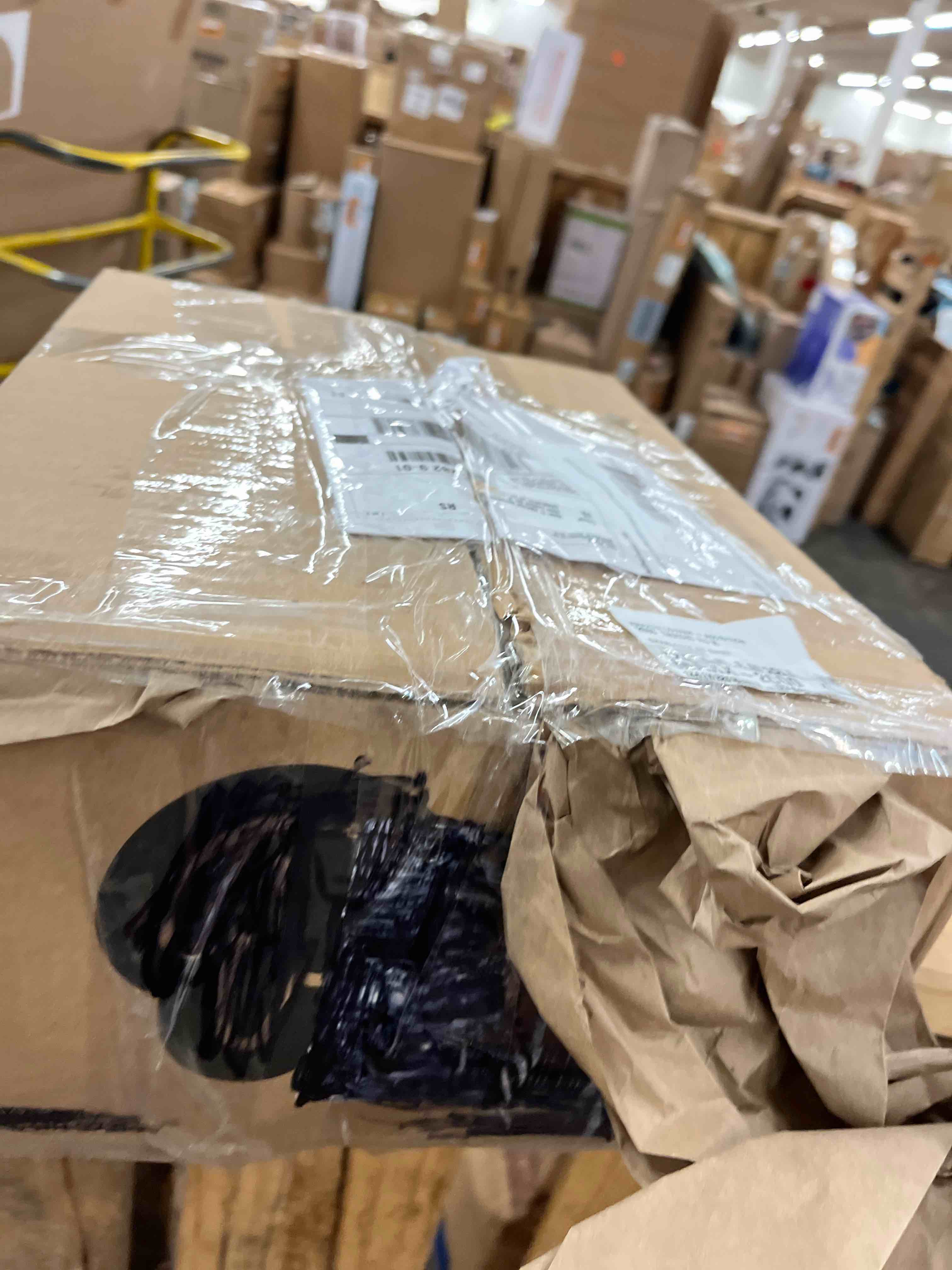 https://s3.amazonaws.com/lotting-images-prod/phillipi/BLU4400183_1750391967862.jpeg