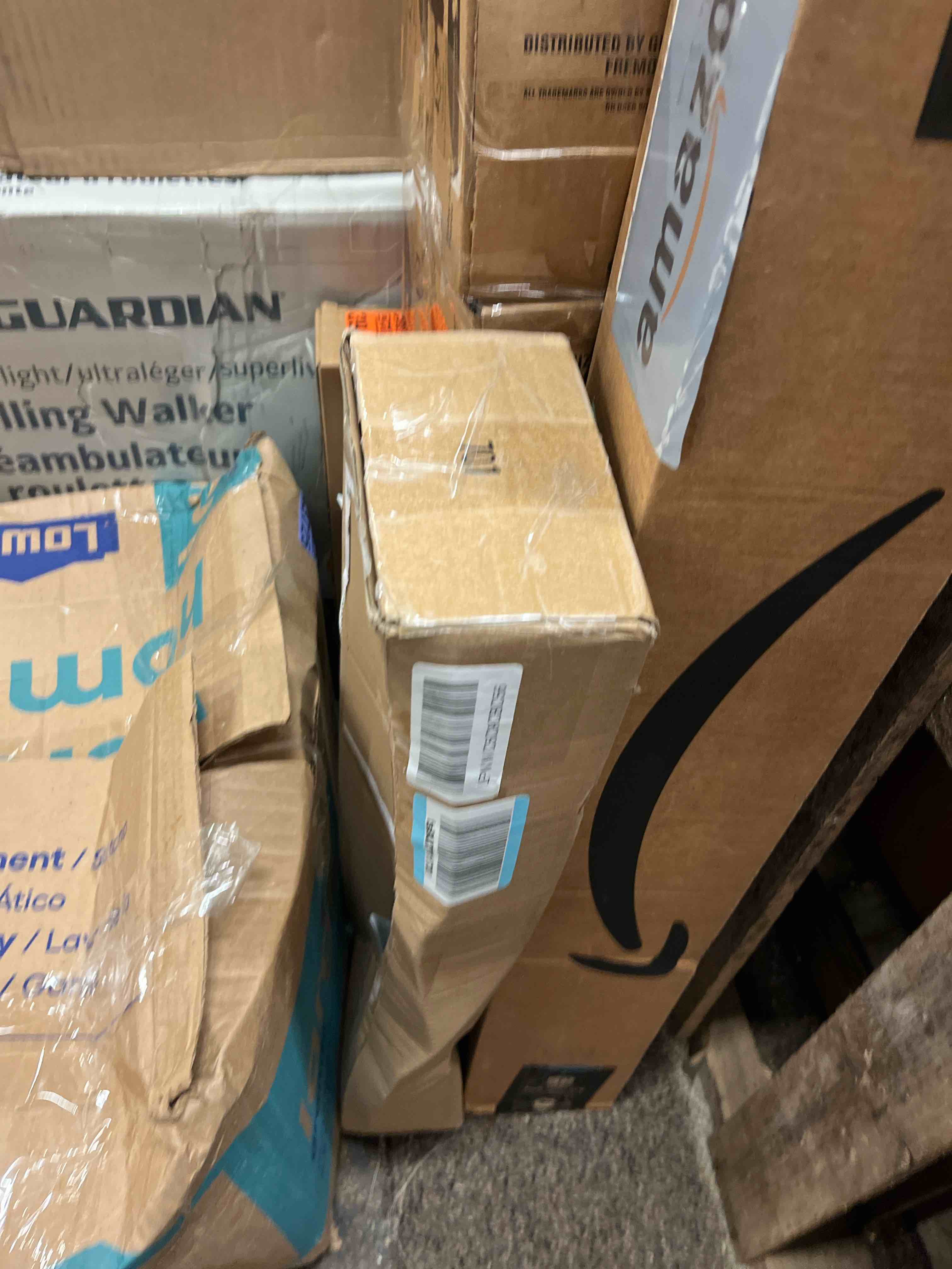 https://s3.amazonaws.com/lotting-images-prod/phillipi/BLU4400195_1750393543456.jpeg