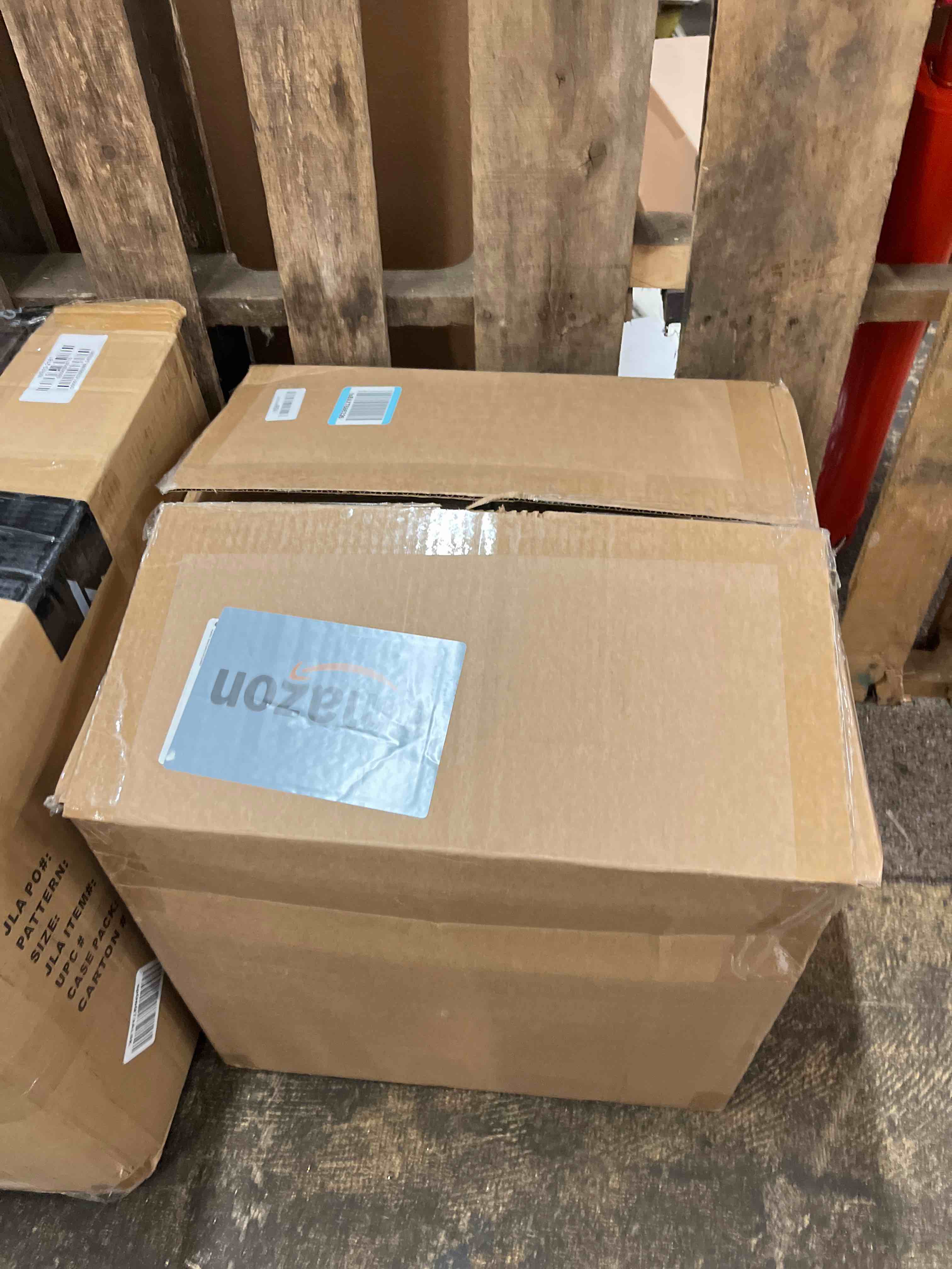 https://s3.amazonaws.com/lotting-images-prod/phillipi/BLU4400201_1750394736965.jpeg