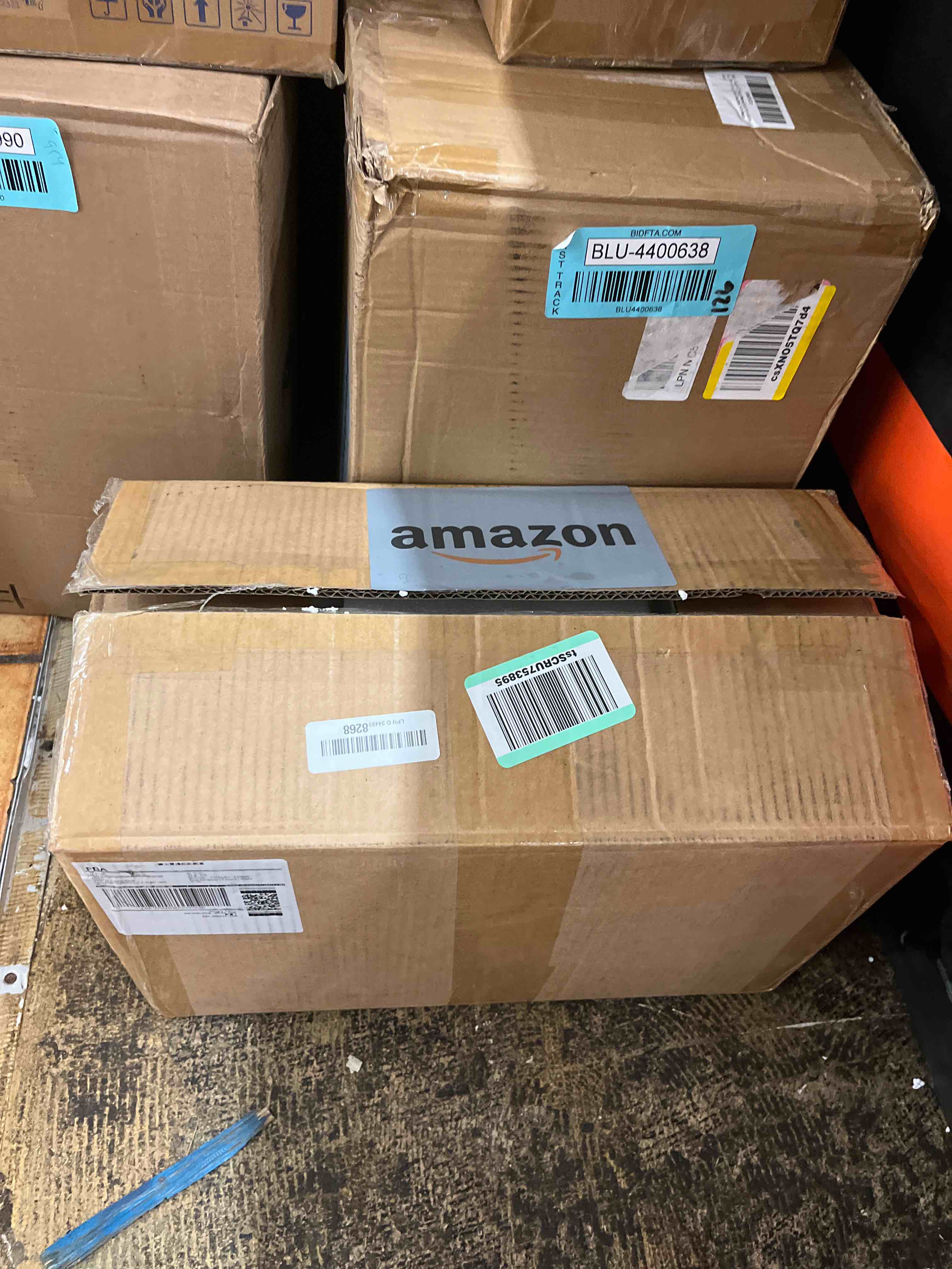 https://s3.amazonaws.com/lotting-images-prod/phillipi/BLU4400634_1751034635178.jpeg