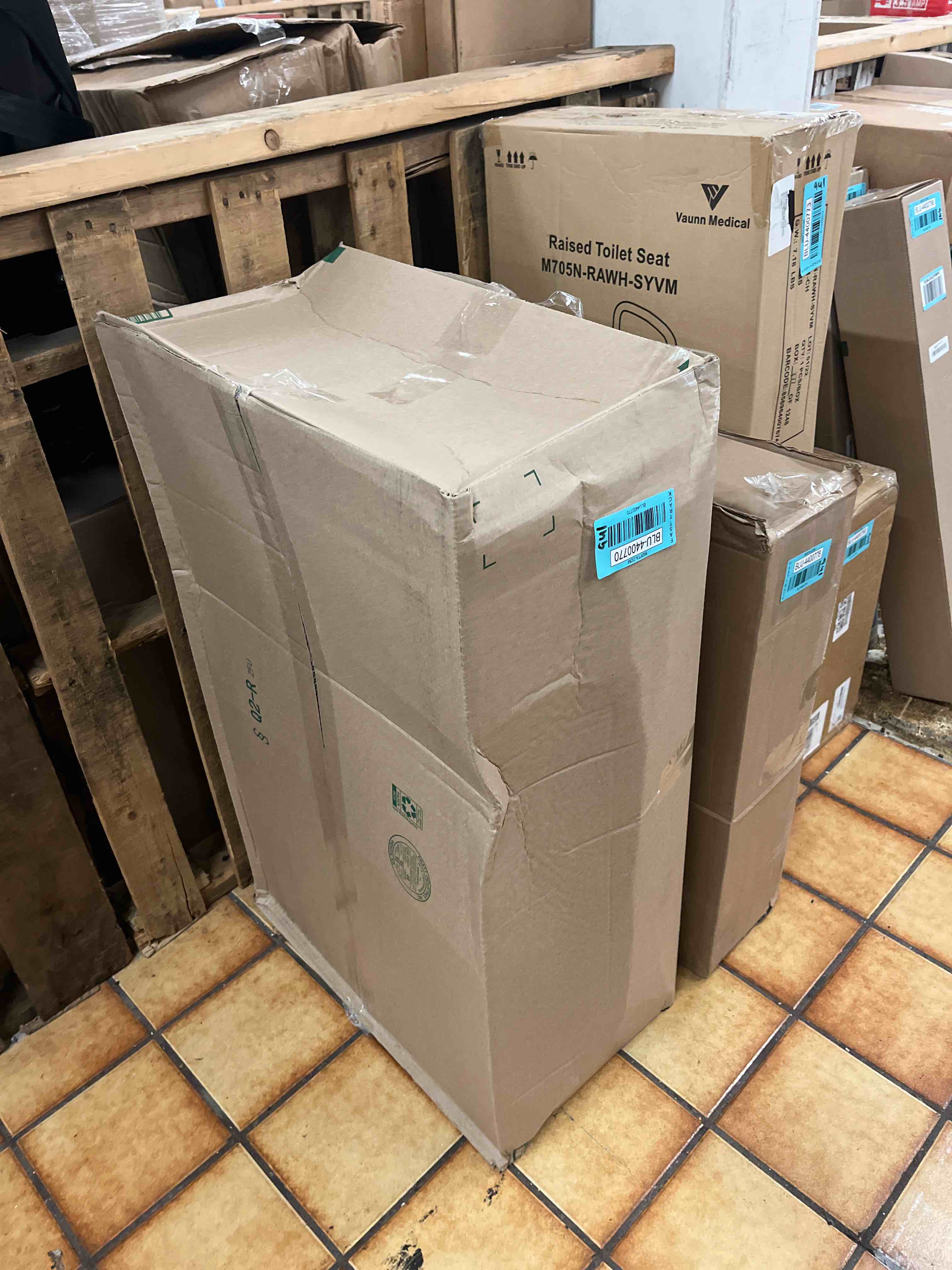 https://s3.amazonaws.com/lotting-images-prod/phillipi/BLU4400770_1750923505237.jpeg