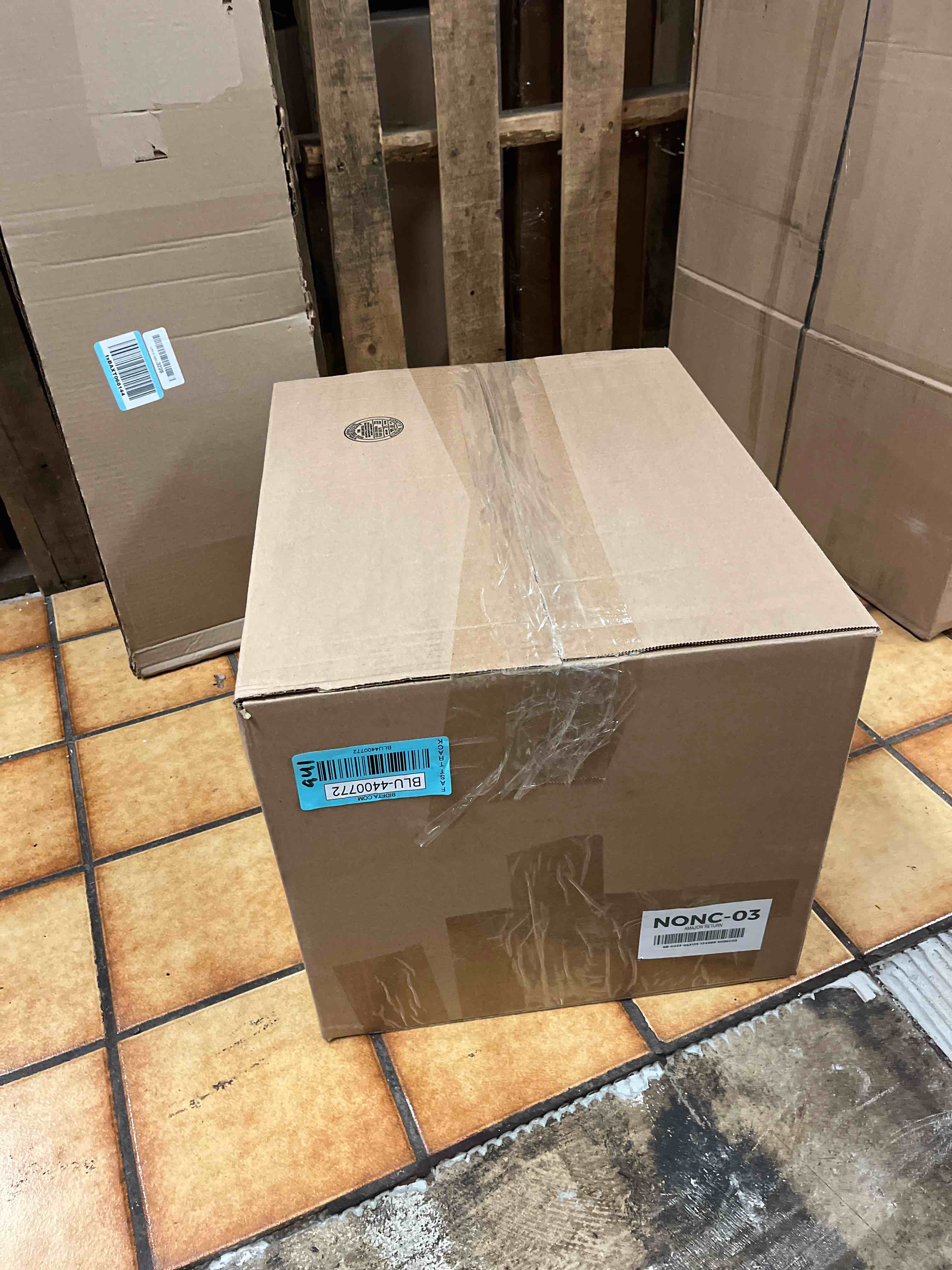 https://s3.amazonaws.com/lotting-images-prod/phillipi/BLU4400772_1750923274411.jpeg
