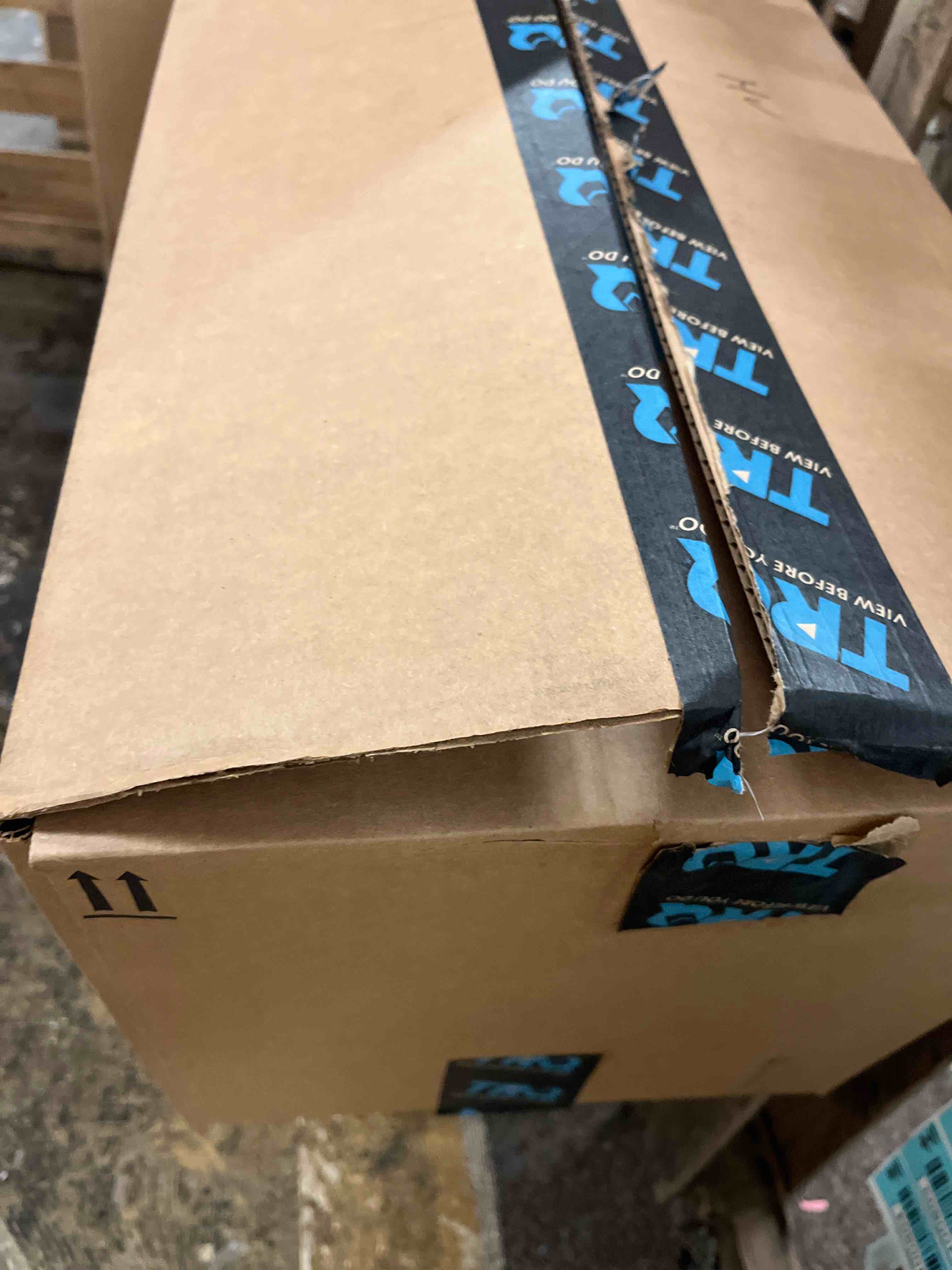https://s3.amazonaws.com/lotting-images-prod/phillipi/BLU4400831_1750919908822.jpeg