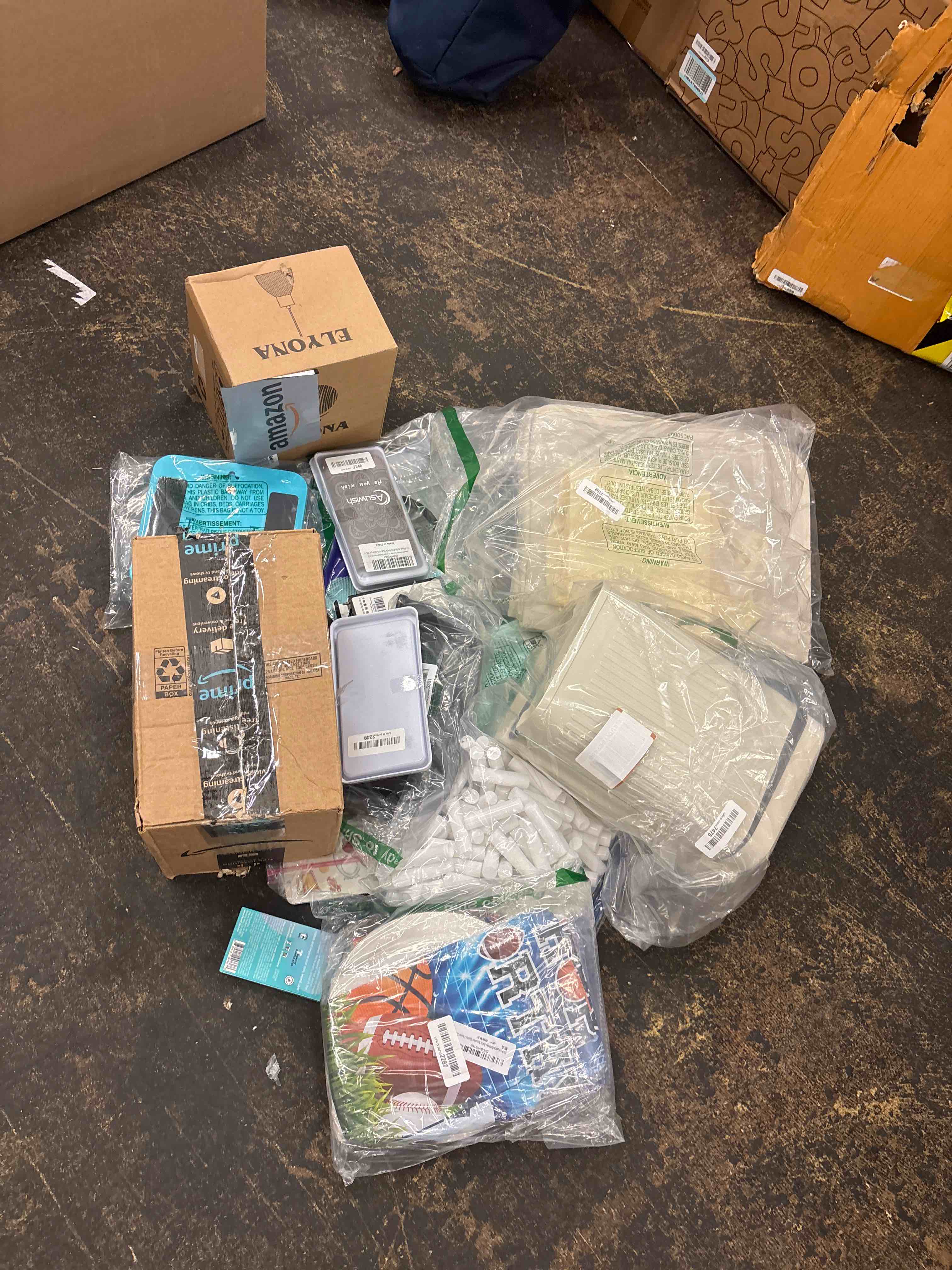 https://s3.amazonaws.com/lotting-images-prod/phillipi/BLU4400907_1751639682122.jpeg
