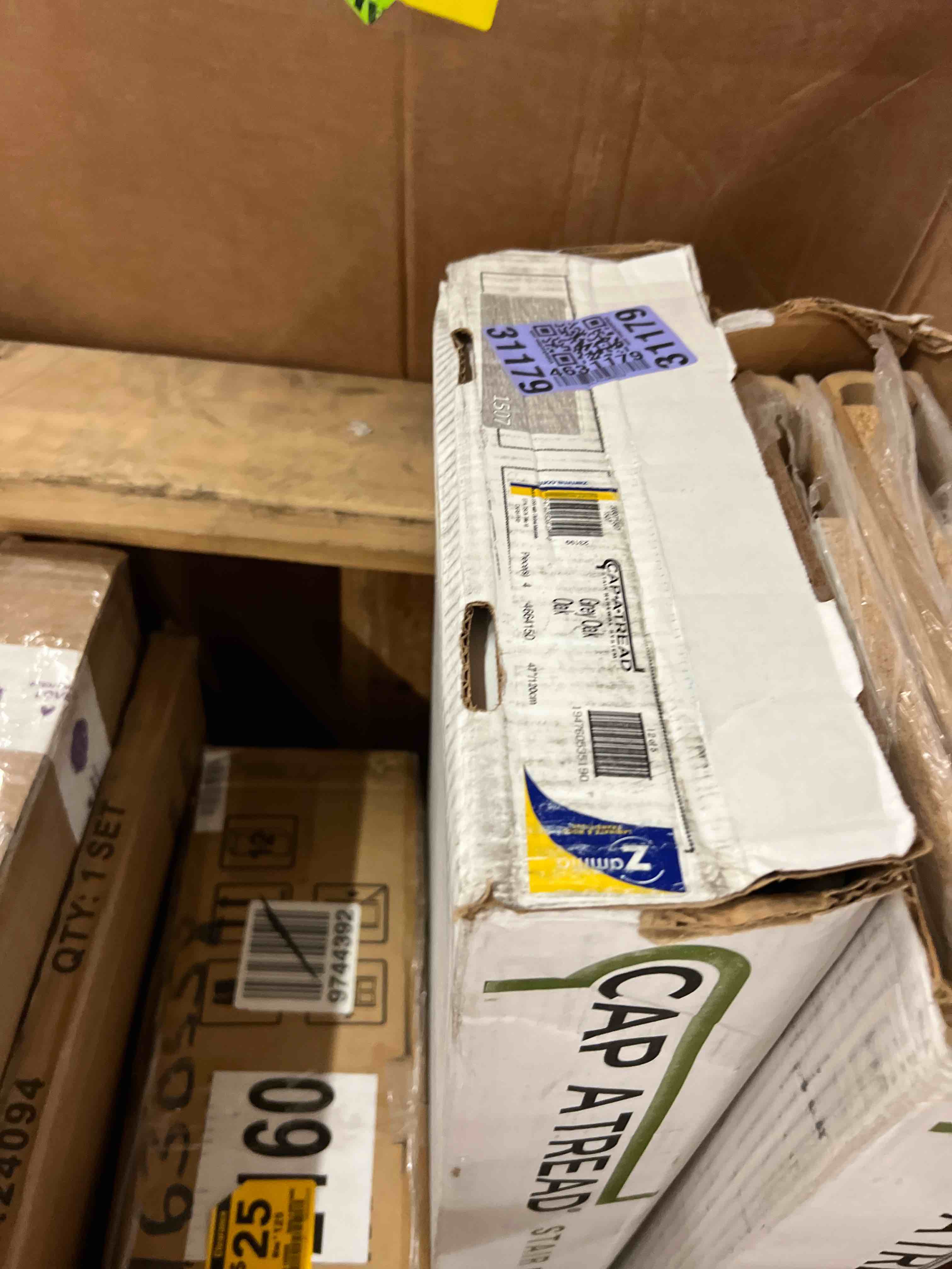 https://s3.amazonaws.com/lotting-images-prod/phillipi/BLU4401175_1751996342943.jpeg
