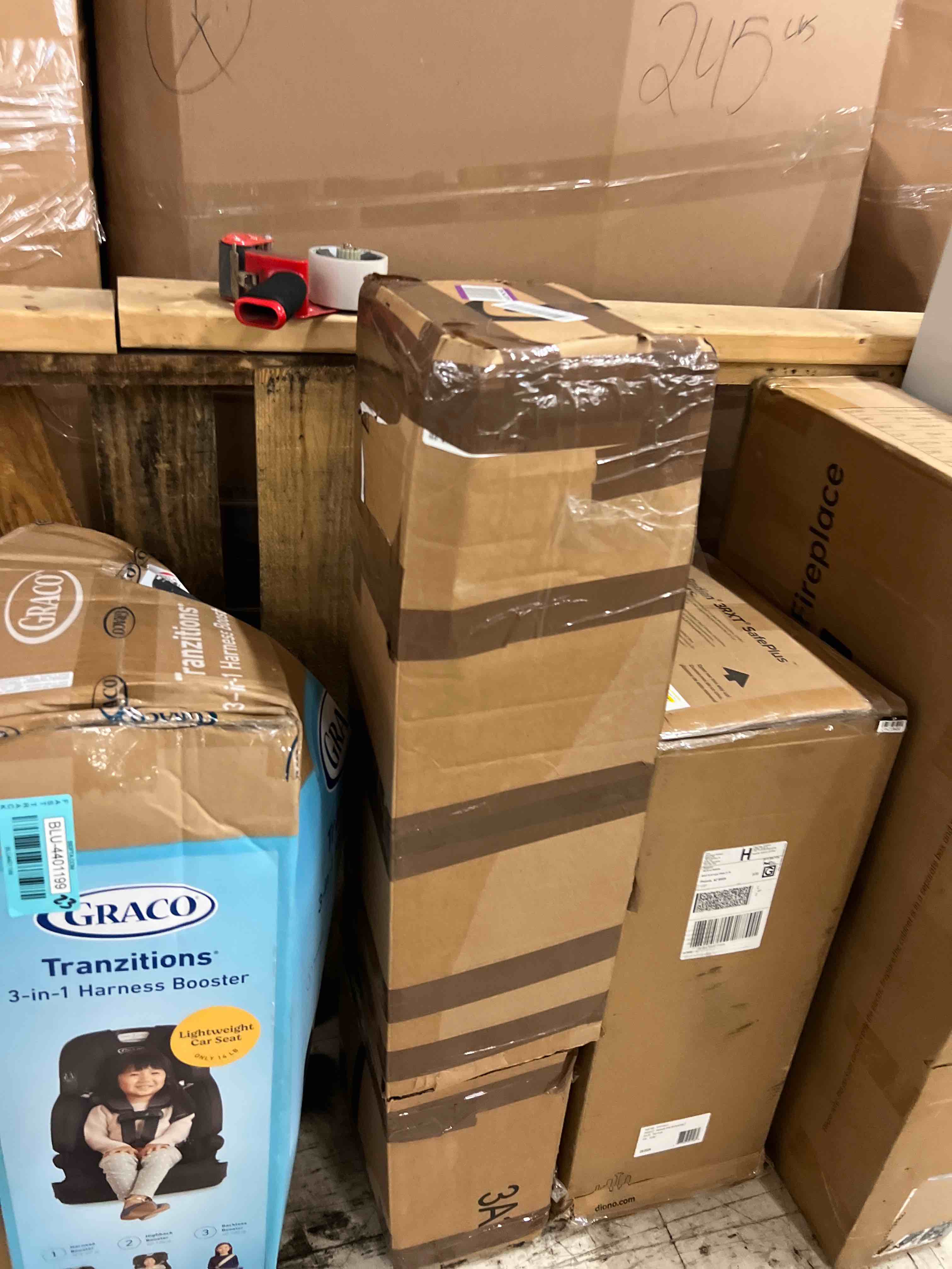 https://s3.amazonaws.com/lotting-images-prod/phillipi/BLU4401200_1752087620401.jpeg