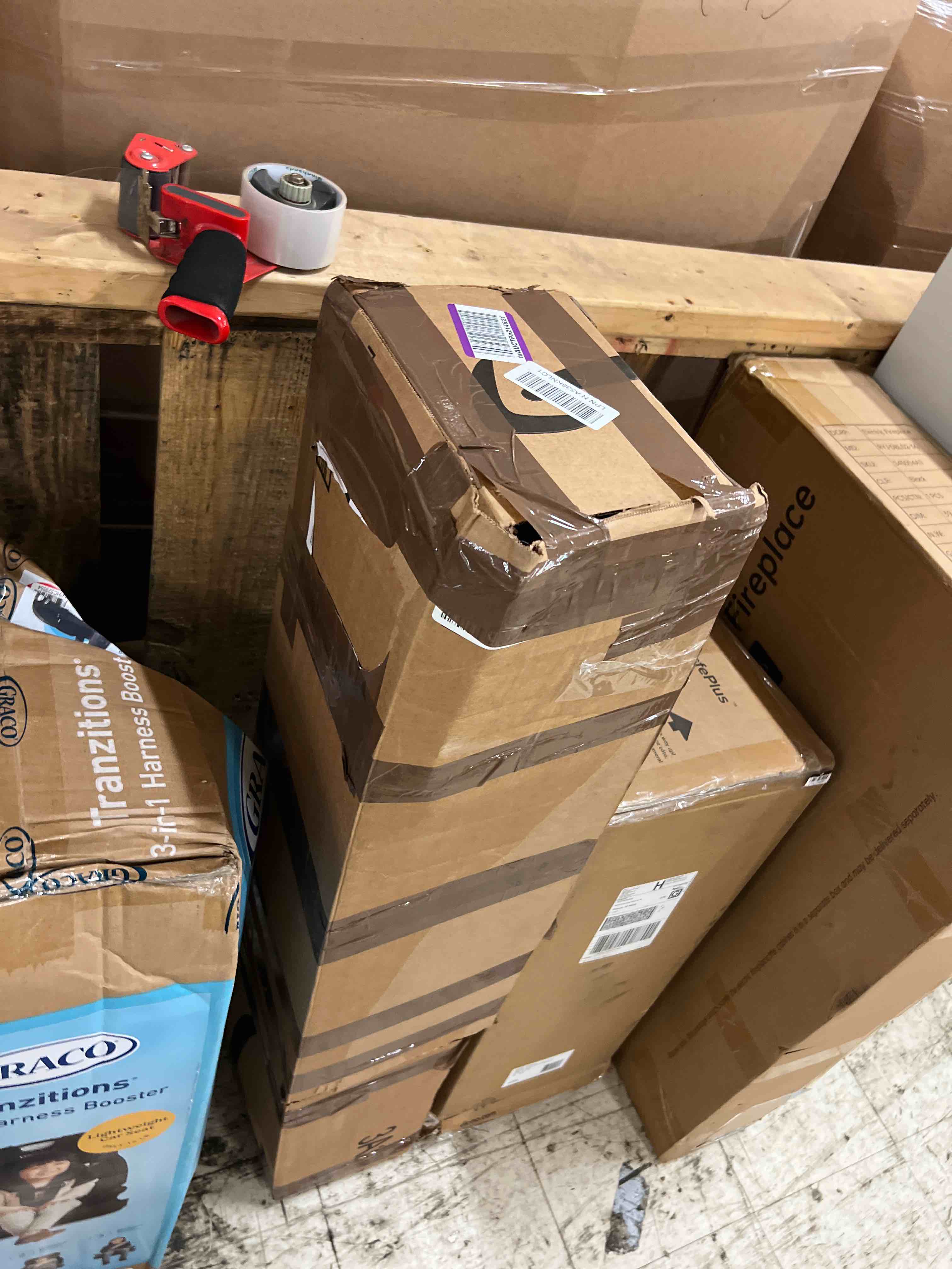 https://s3.amazonaws.com/lotting-images-prod/phillipi/BLU4401200_1752087621716.jpeg