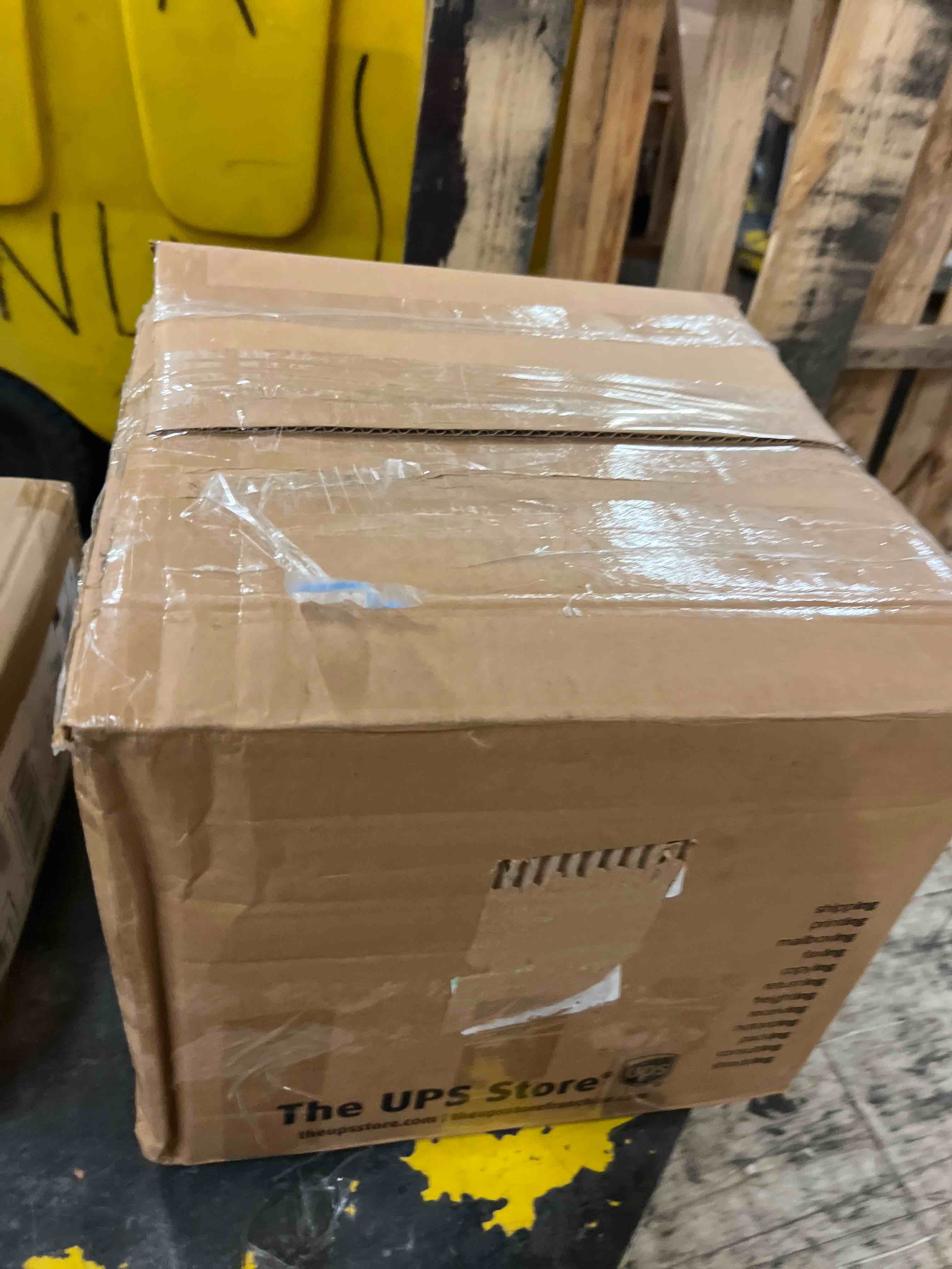 https://s3.amazonaws.com/lotting-images-prod/phillipi/BLU4401213_1752111137269.jpeg