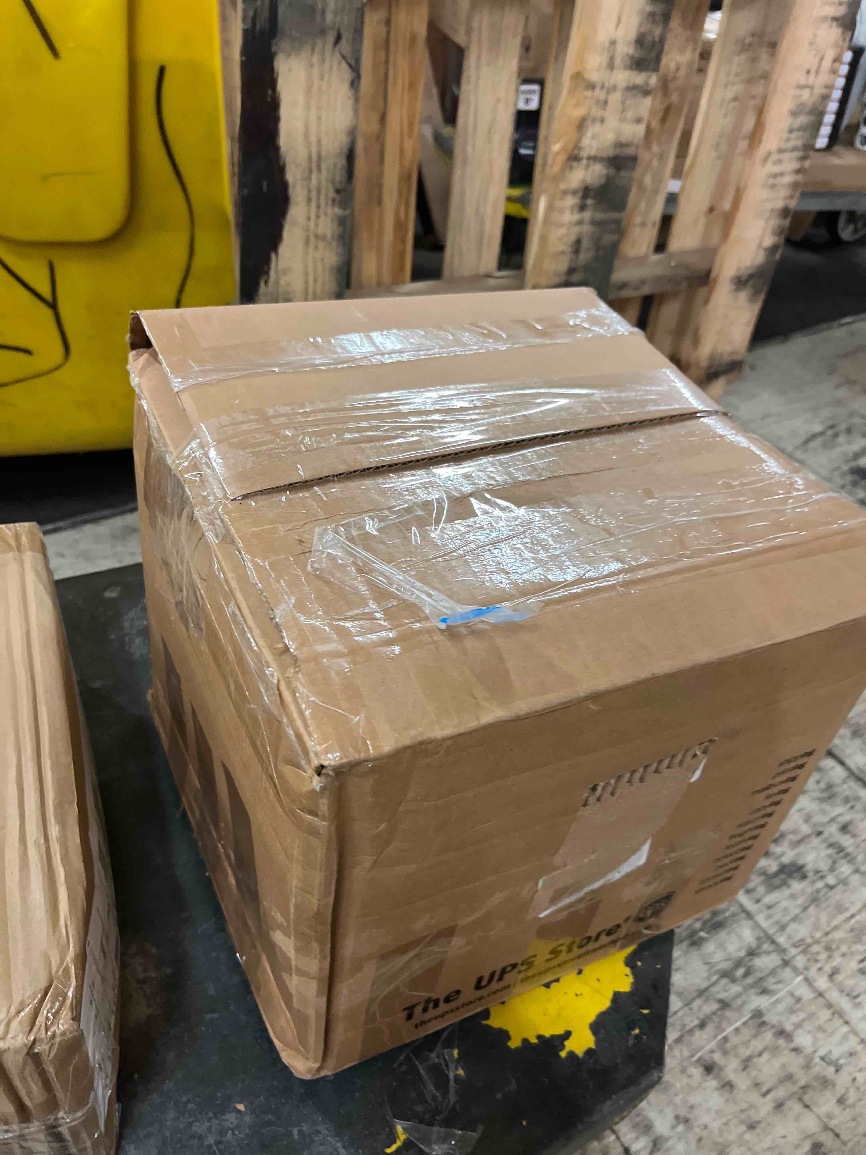 https://s3.amazonaws.com/lotting-images-prod/phillipi/BLU4401213_1752111138653.jpeg