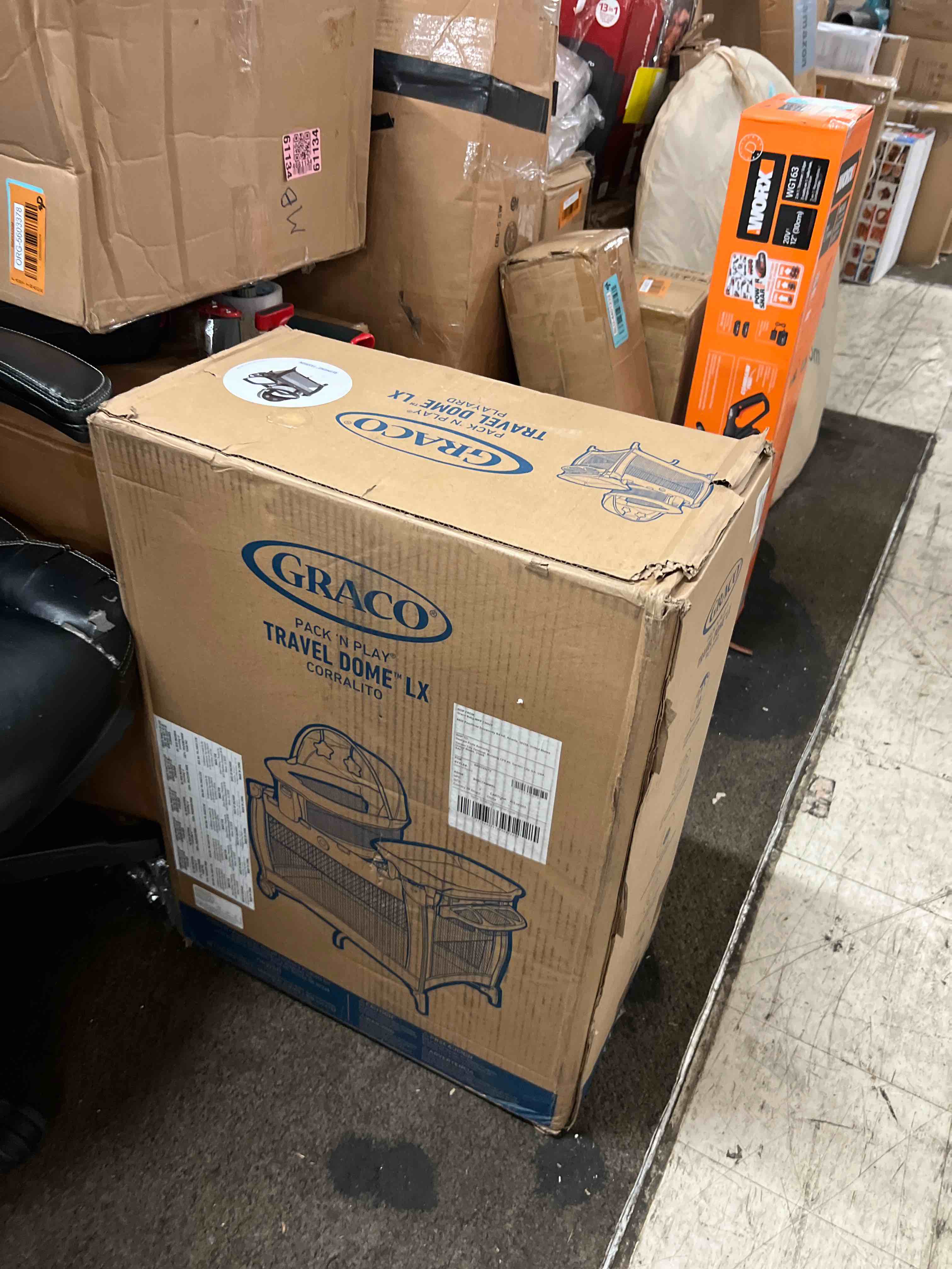 https://s3.amazonaws.com/lotting-images-prod/phillipi/BLU4401235_1752178576456.jpeg
