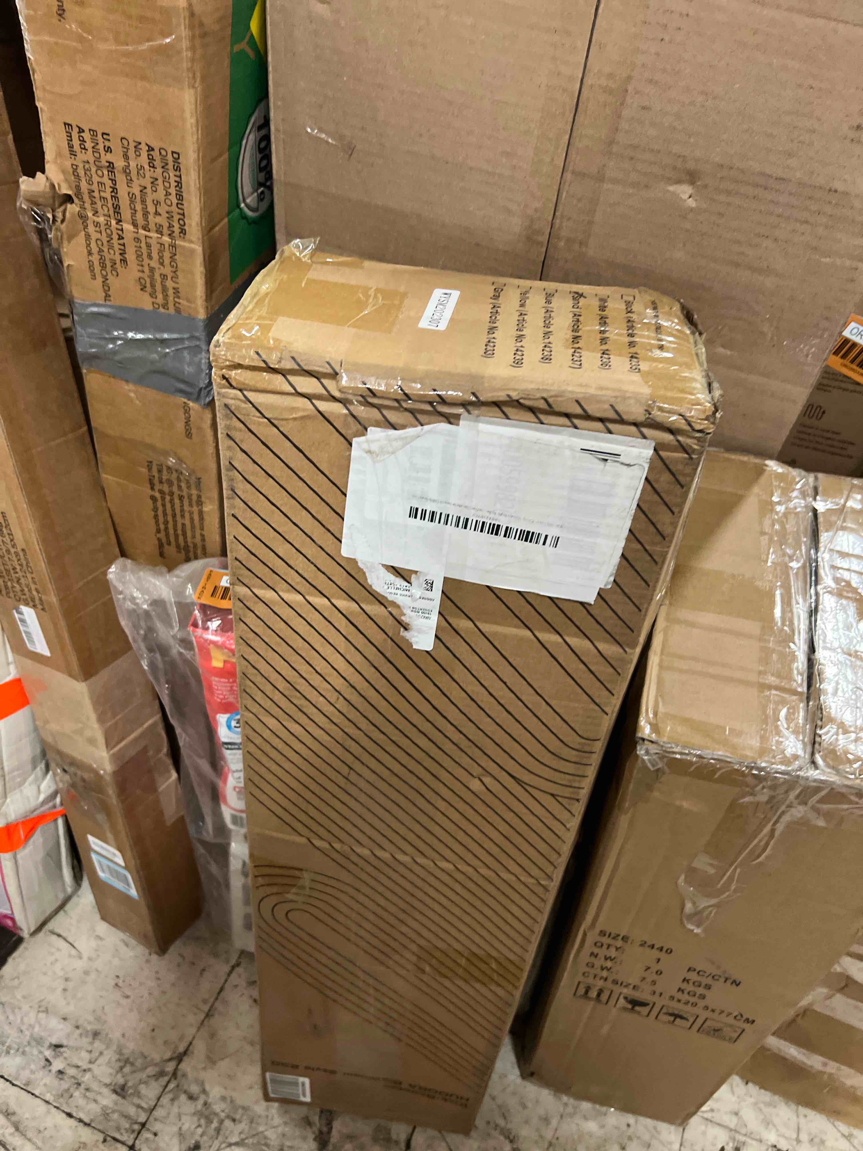 https://s3.amazonaws.com/lotting-images-prod/phillipi/BLU4401236_1752179243385.jpeg