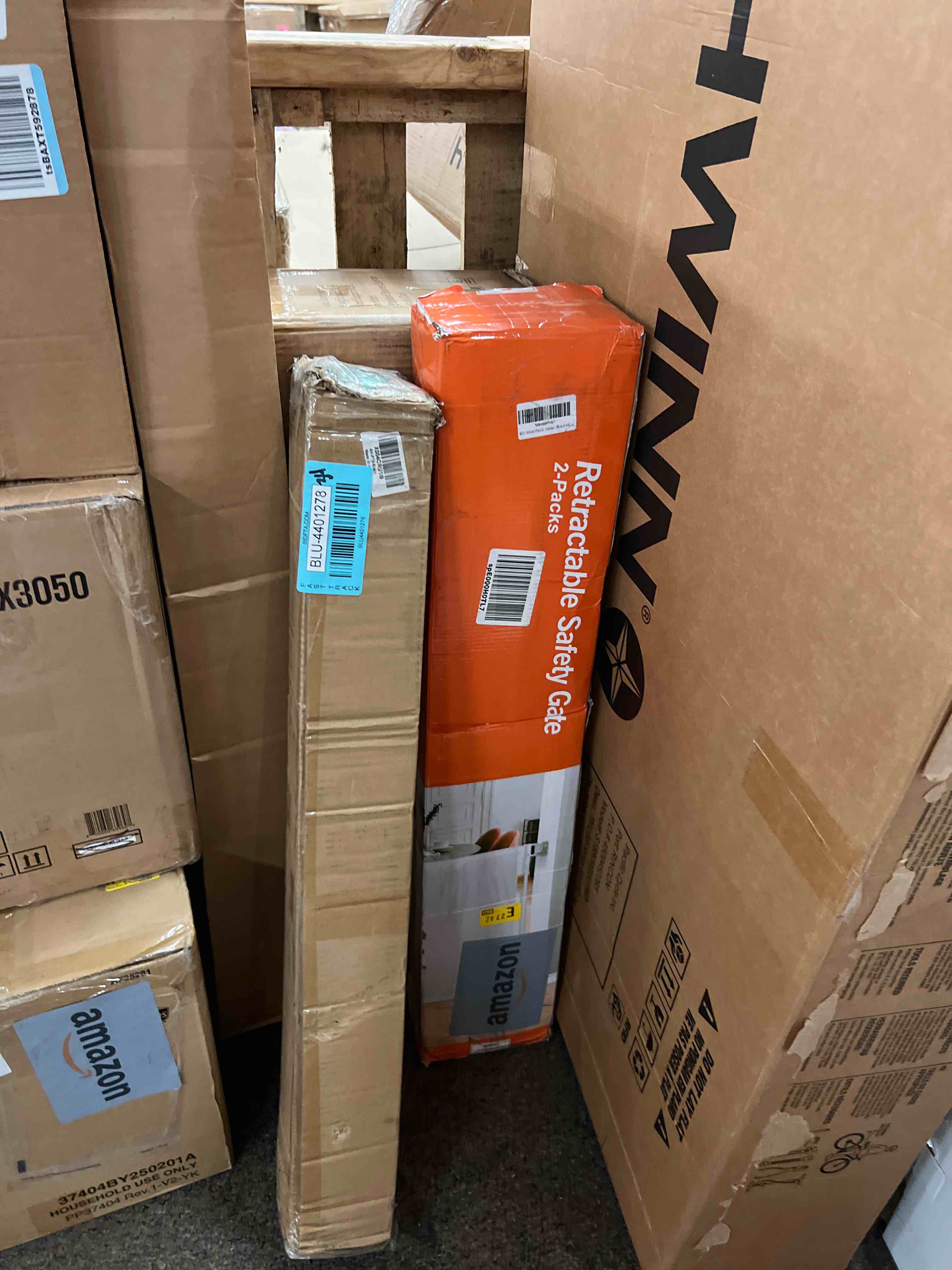 https://s3.amazonaws.com/lotting-images-prod/phillipi/BLU4401279_1752186921795.jpeg