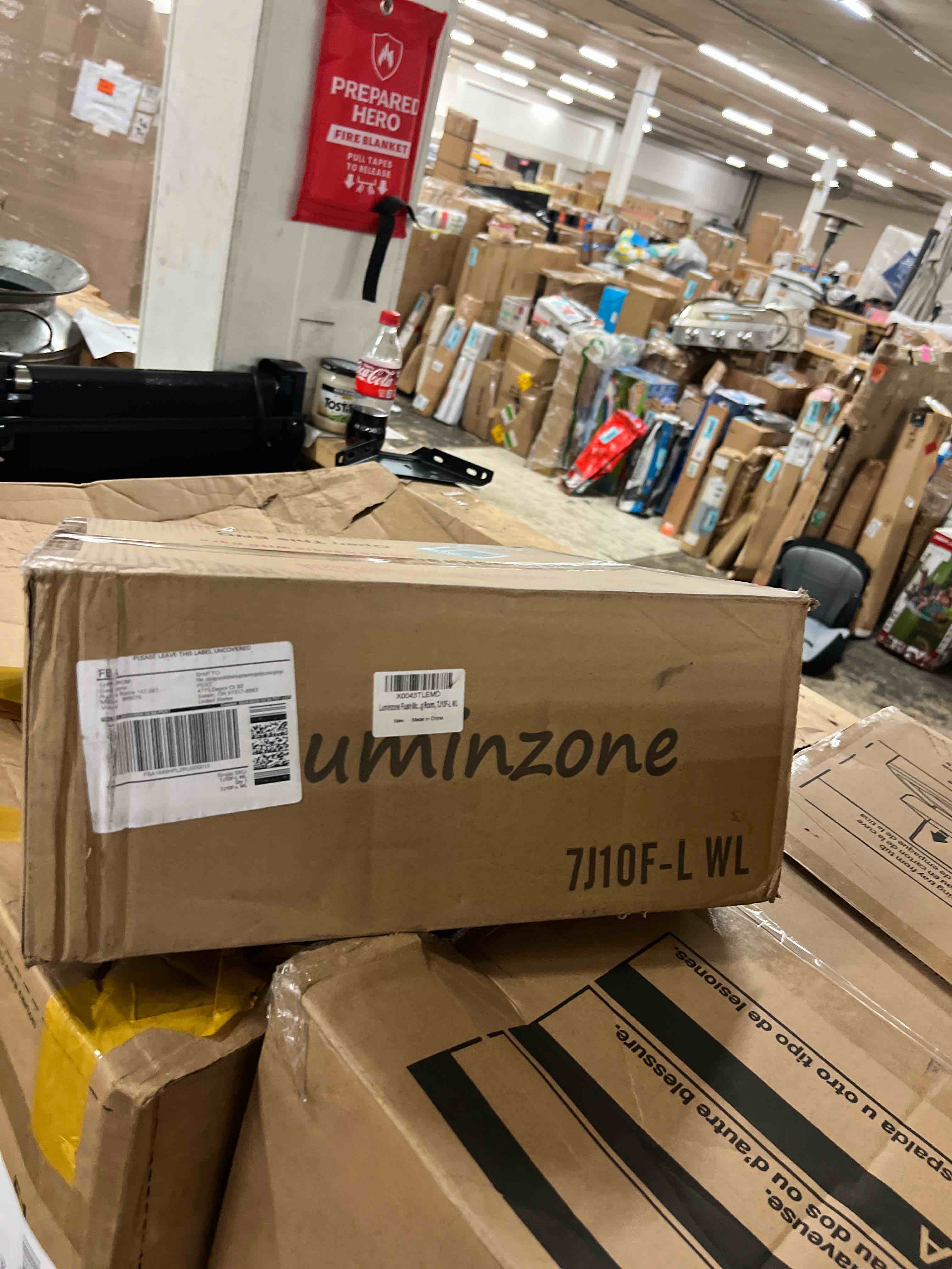 https://s3.amazonaws.com/lotting-images-prod/phillipi/BLU4401294_1752211458470.jpeg