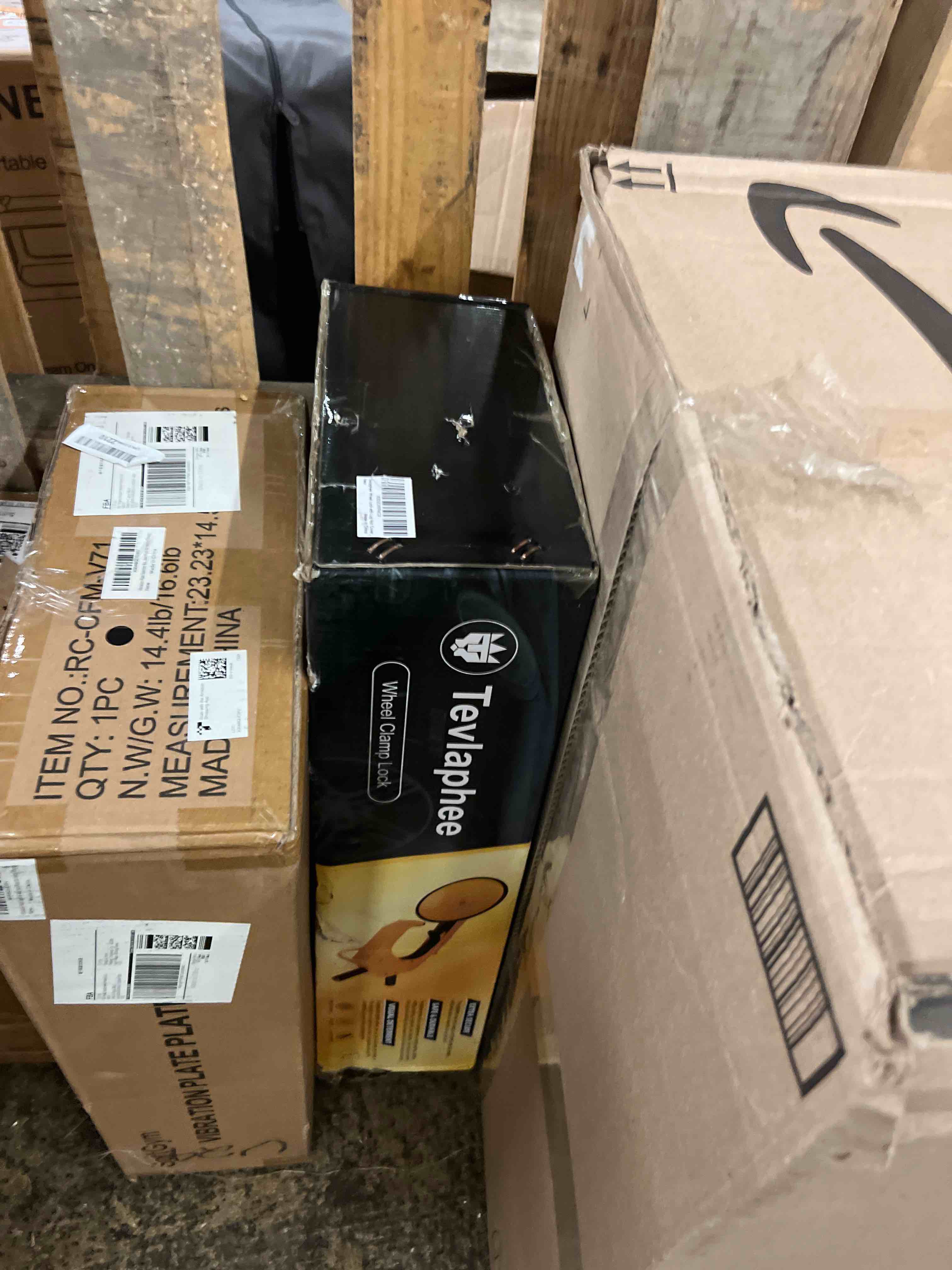 https://s3.amazonaws.com/lotting-images-prod/phillipi/BLU4401308_1752450019729.jpeg