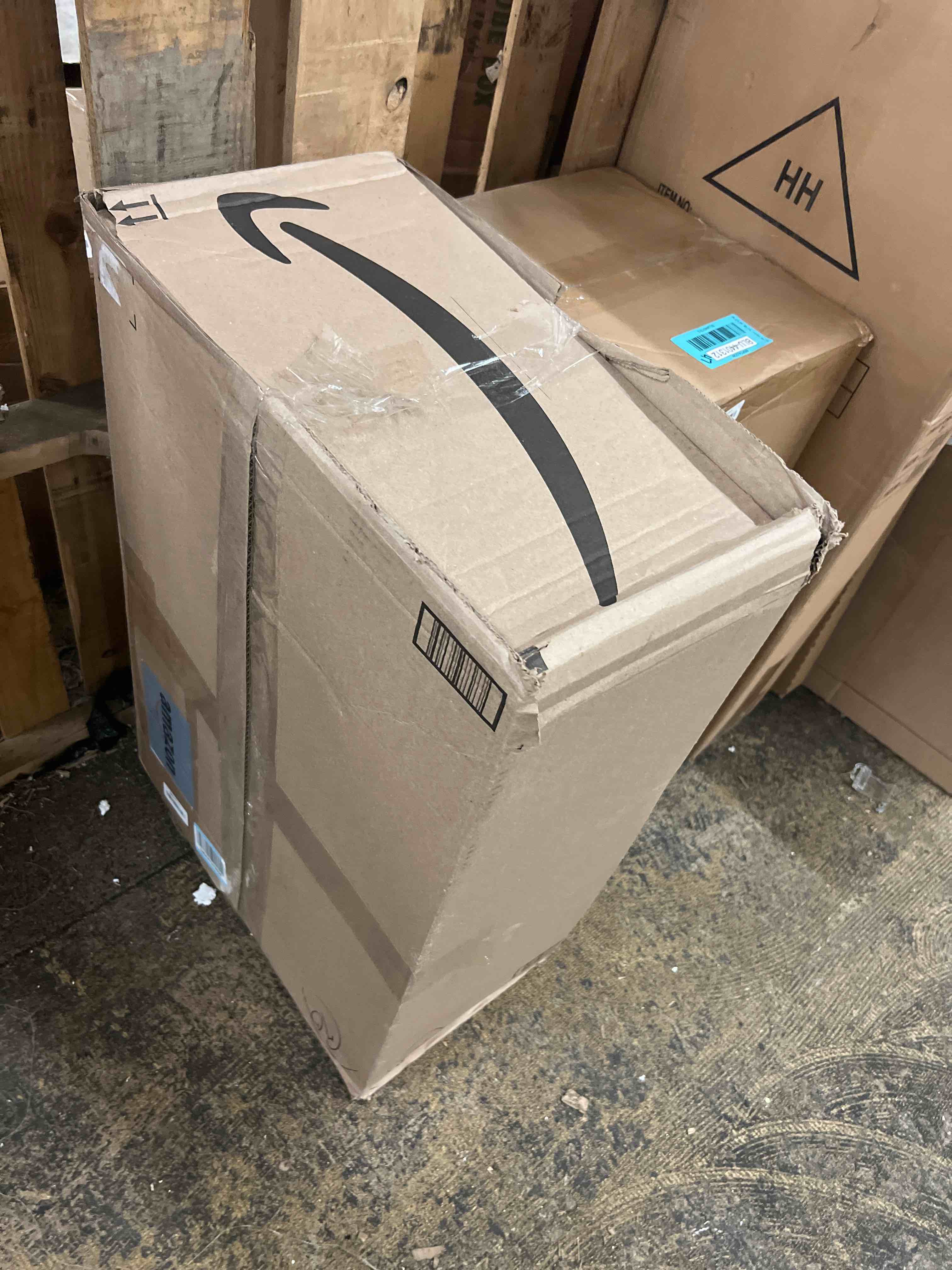 https://s3.amazonaws.com/lotting-images-prod/phillipi/BLU4401311_1752449456807.jpeg
