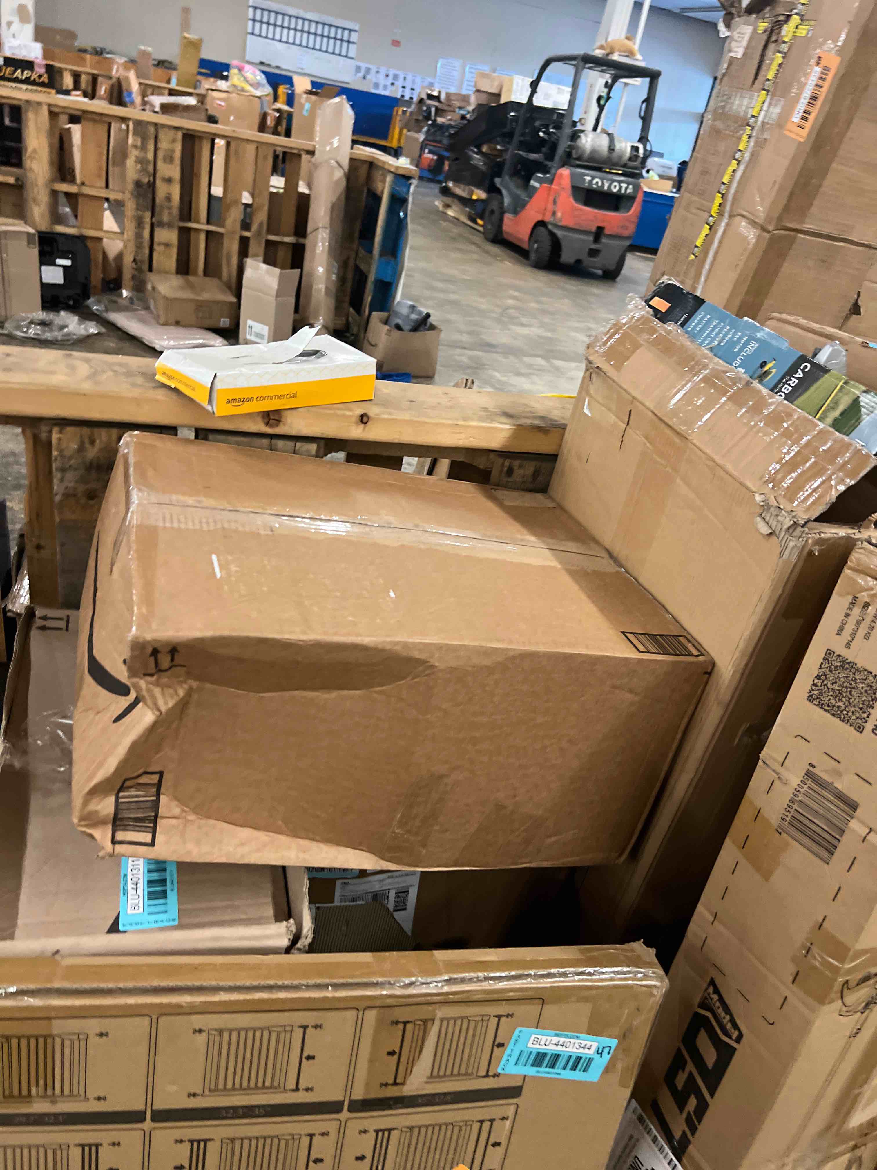 https://s3.amazonaws.com/lotting-images-prod/phillipi/BLU4401346_1752450337355.jpeg