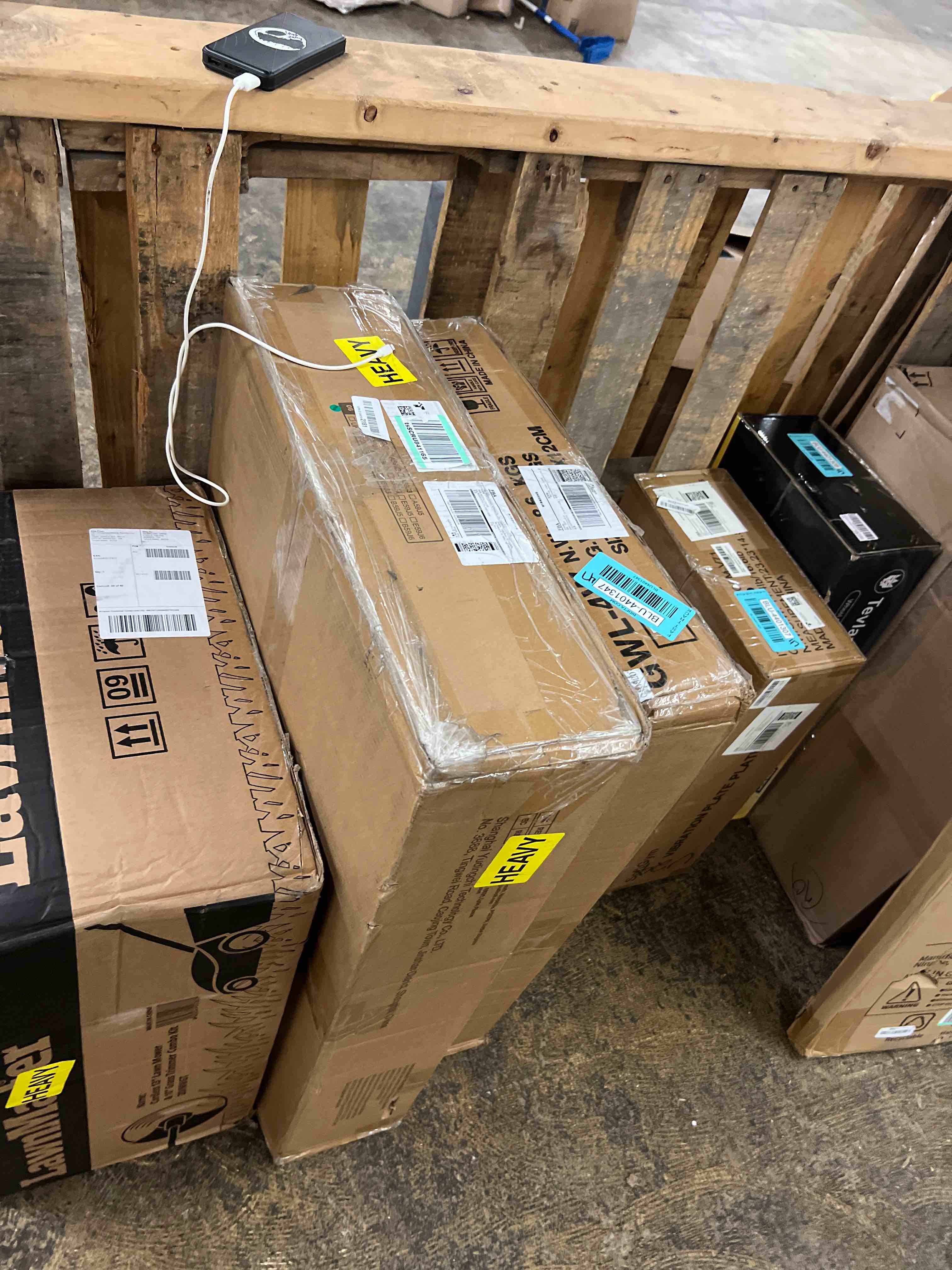 https://s3.amazonaws.com/lotting-images-prod/phillipi/BLU4401348_1752450510043.jpeg