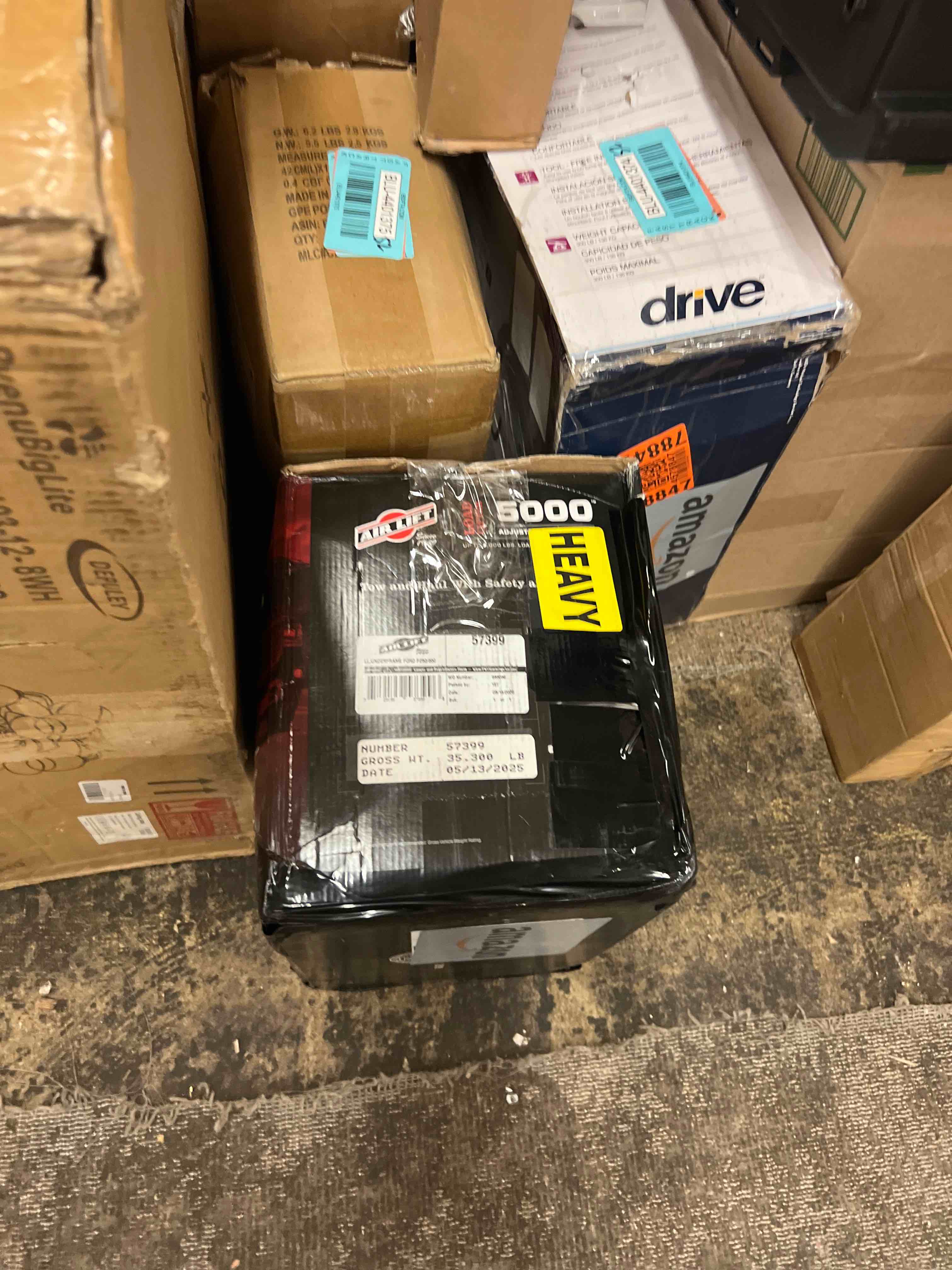 https://s3.amazonaws.com/lotting-images-prod/phillipi/BLU4401390_1752508600666.jpeg