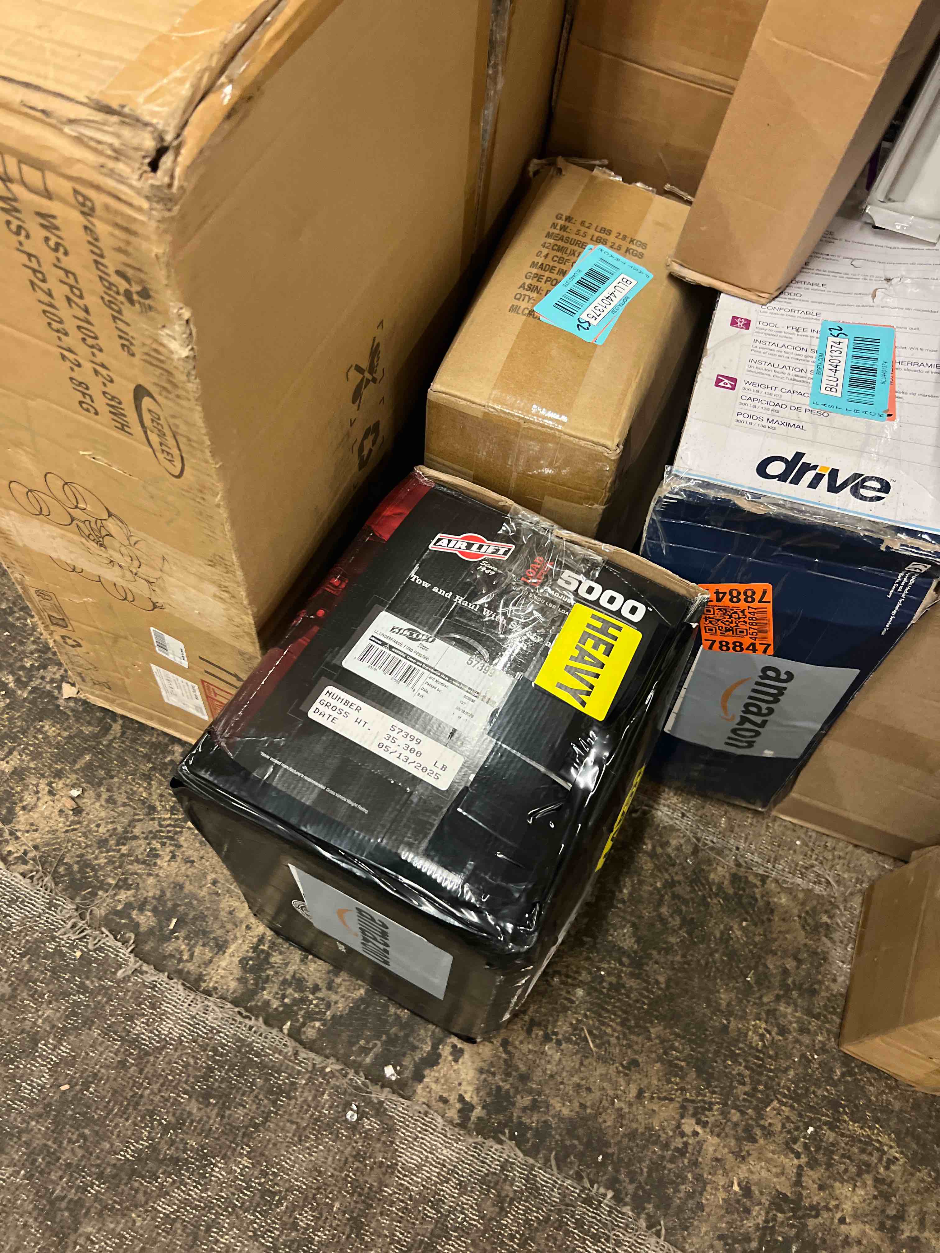 https://s3.amazonaws.com/lotting-images-prod/phillipi/BLU4401390_1752508602264.jpeg