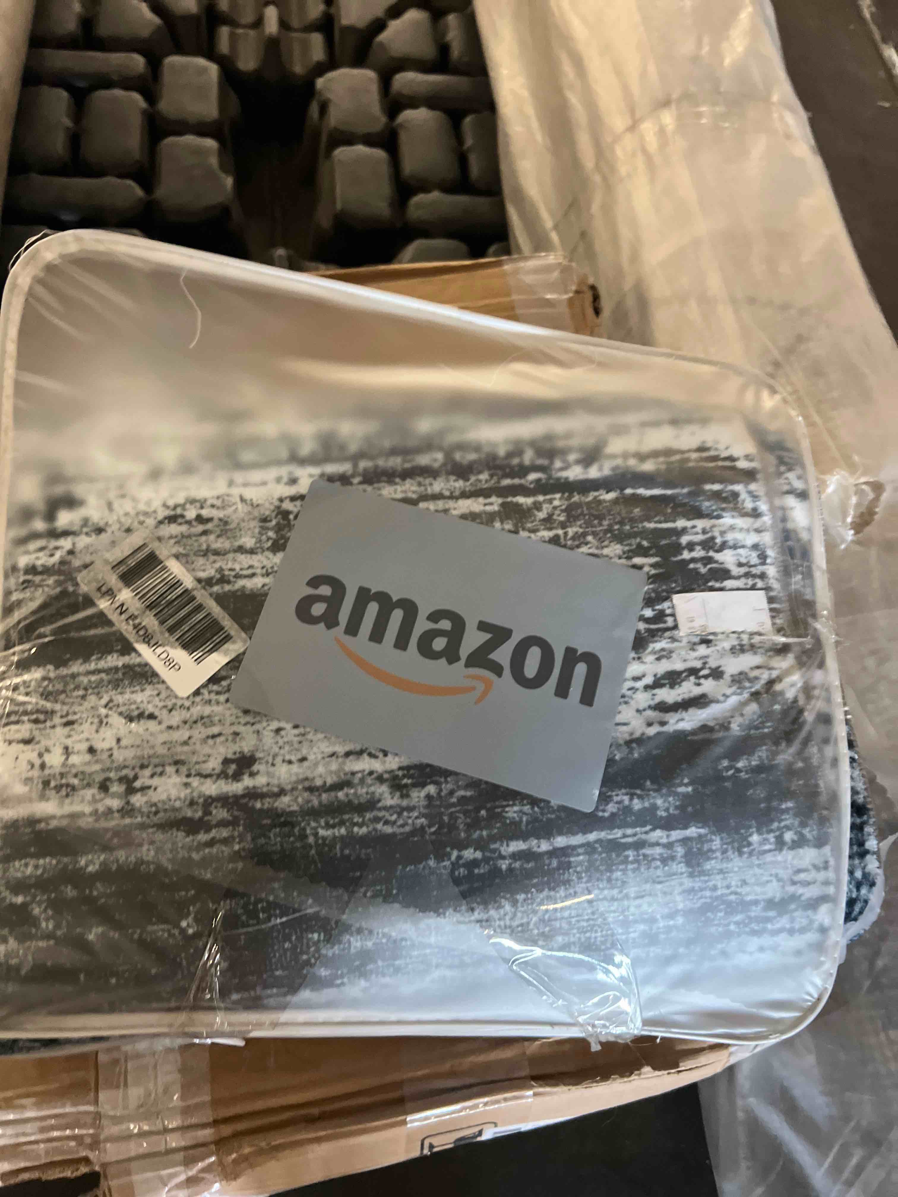 https://s3.amazonaws.com/lotting-images-prod/phillipi/BLU4401405_1752602946439.jpeg