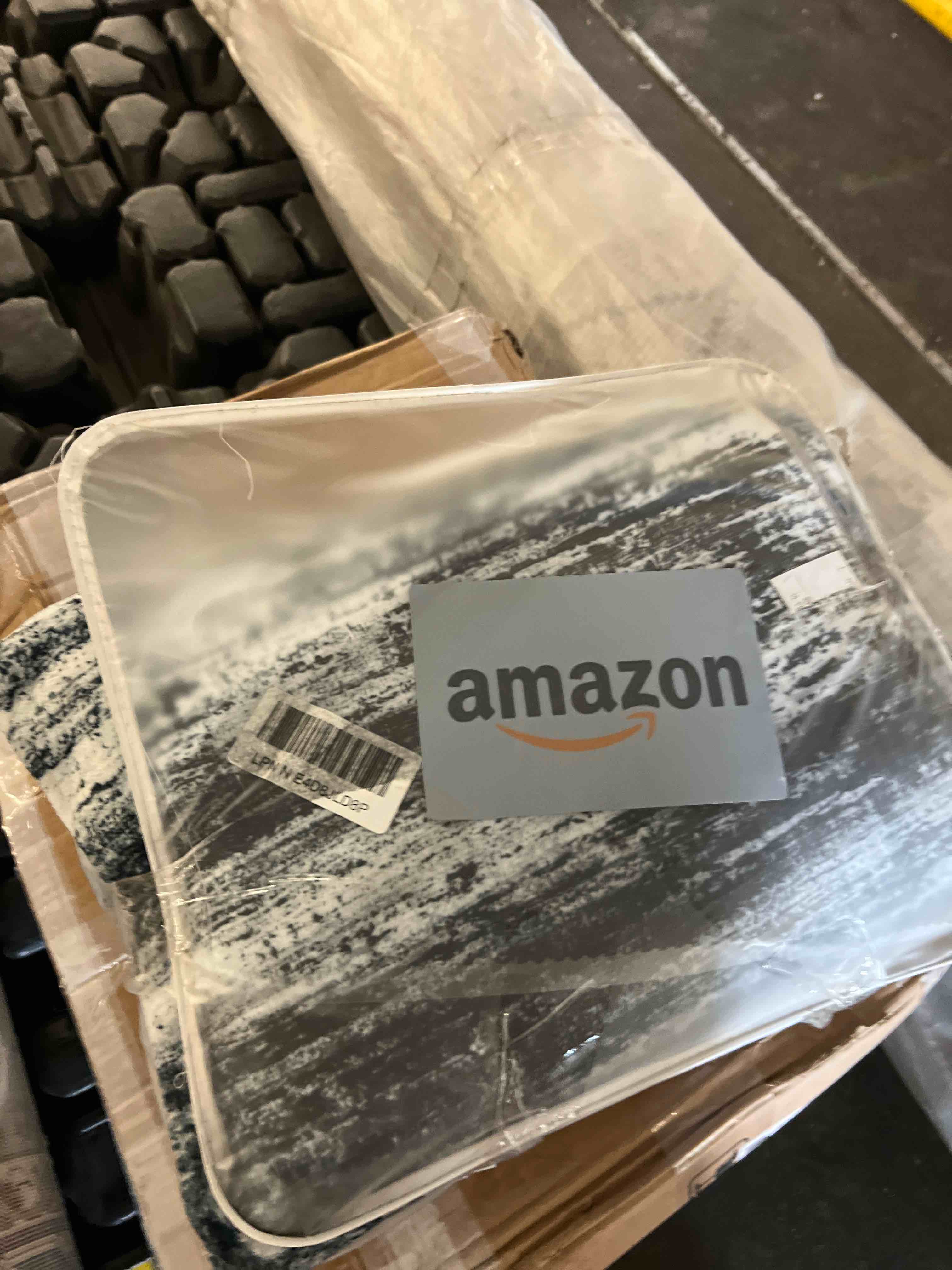 https://s3.amazonaws.com/lotting-images-prod/phillipi/BLU4401405_1752602947636.jpeg